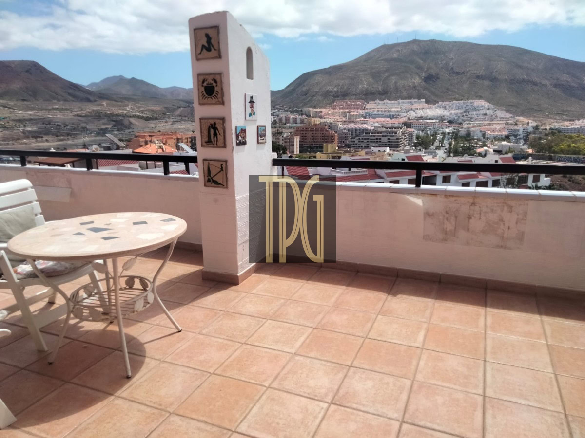3 Bedroom Apartment for Sale in Los Cristianos, Arona – OPN1927R