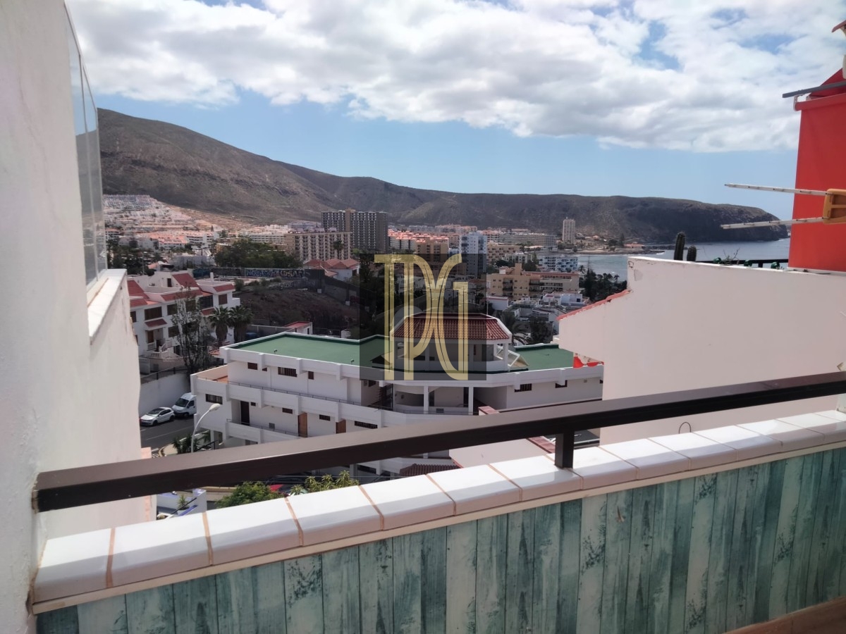 3 Bedroom Apartment for Sale in Los Cristianos, Arona – OPN1927R