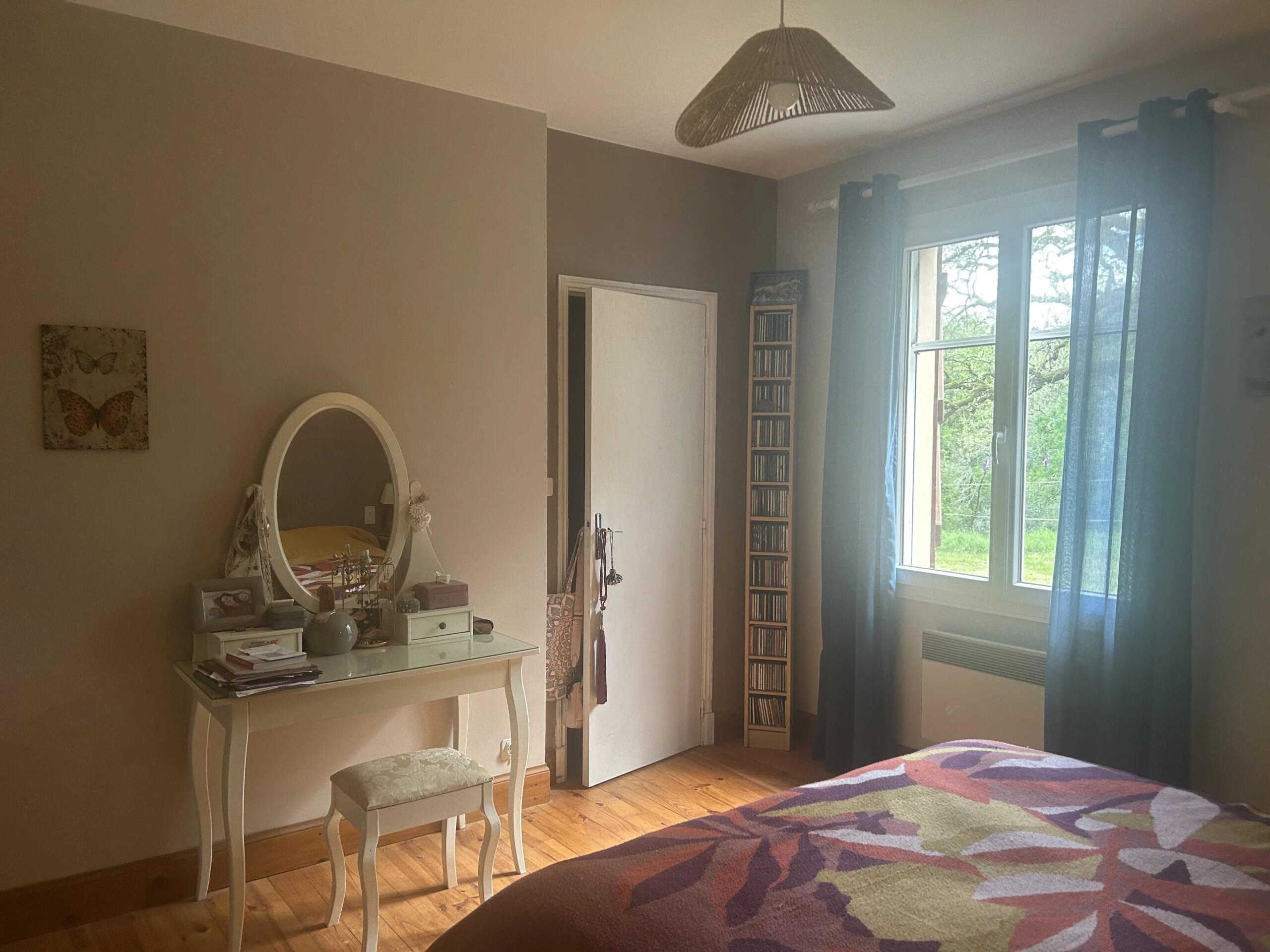 Beautiful 3-Bedroom Family Home on 5 Hectares with Fields and Woodland – Sérignac, Tarn-et-Garonne, Midi-Pyrénées – France – BVI85327