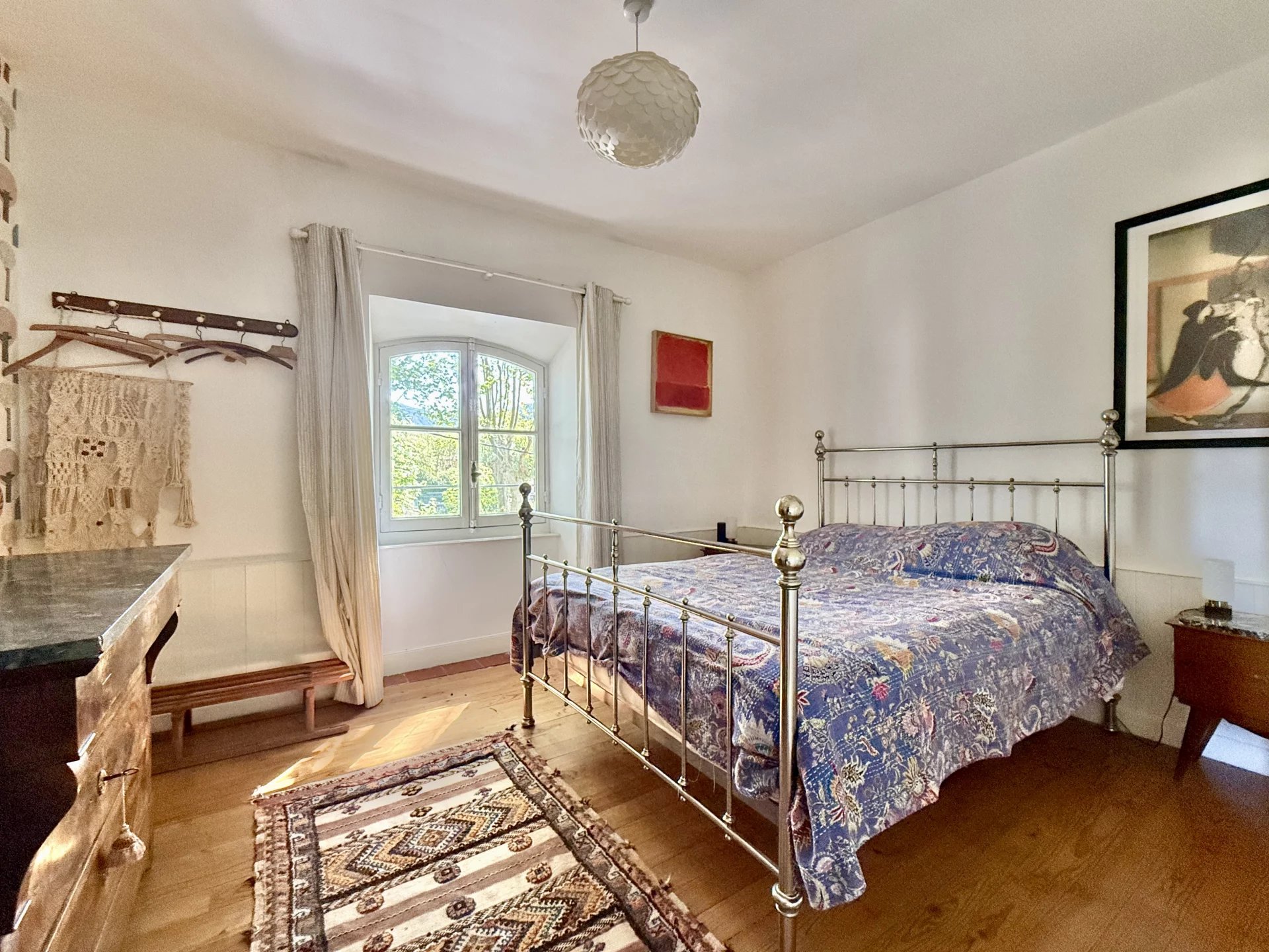 Unique historic property in a commanding position in town, Languedoc-Roussillon – France – BVI70424
