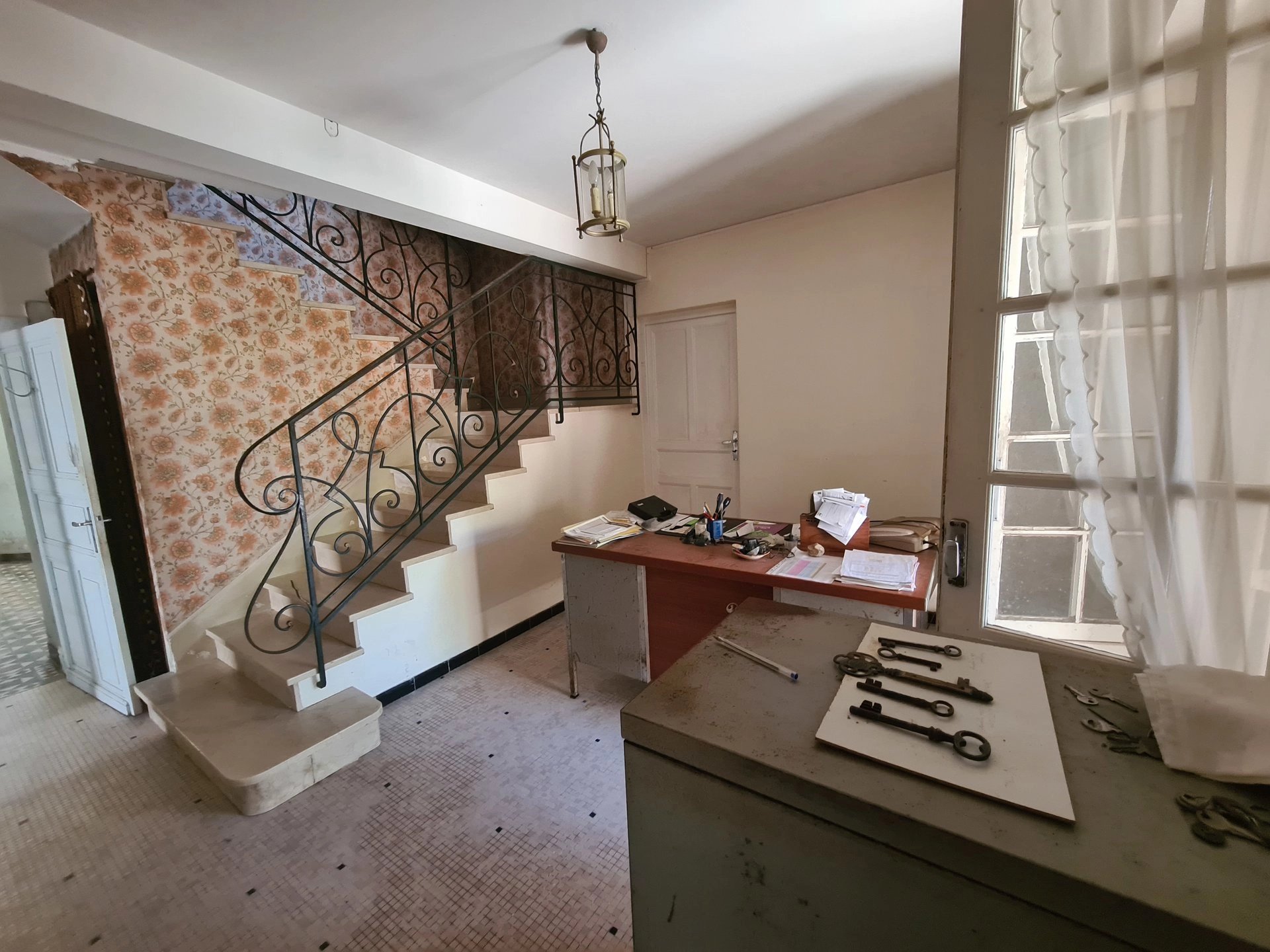 Property on busy road, ideal for shop premises, Aquitaine – France – BVI71763