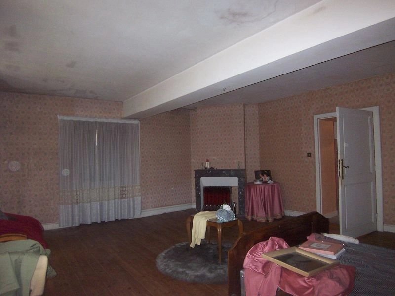 Property on busy road, ideal for shop premises, Aquitaine – France – BVI71763
