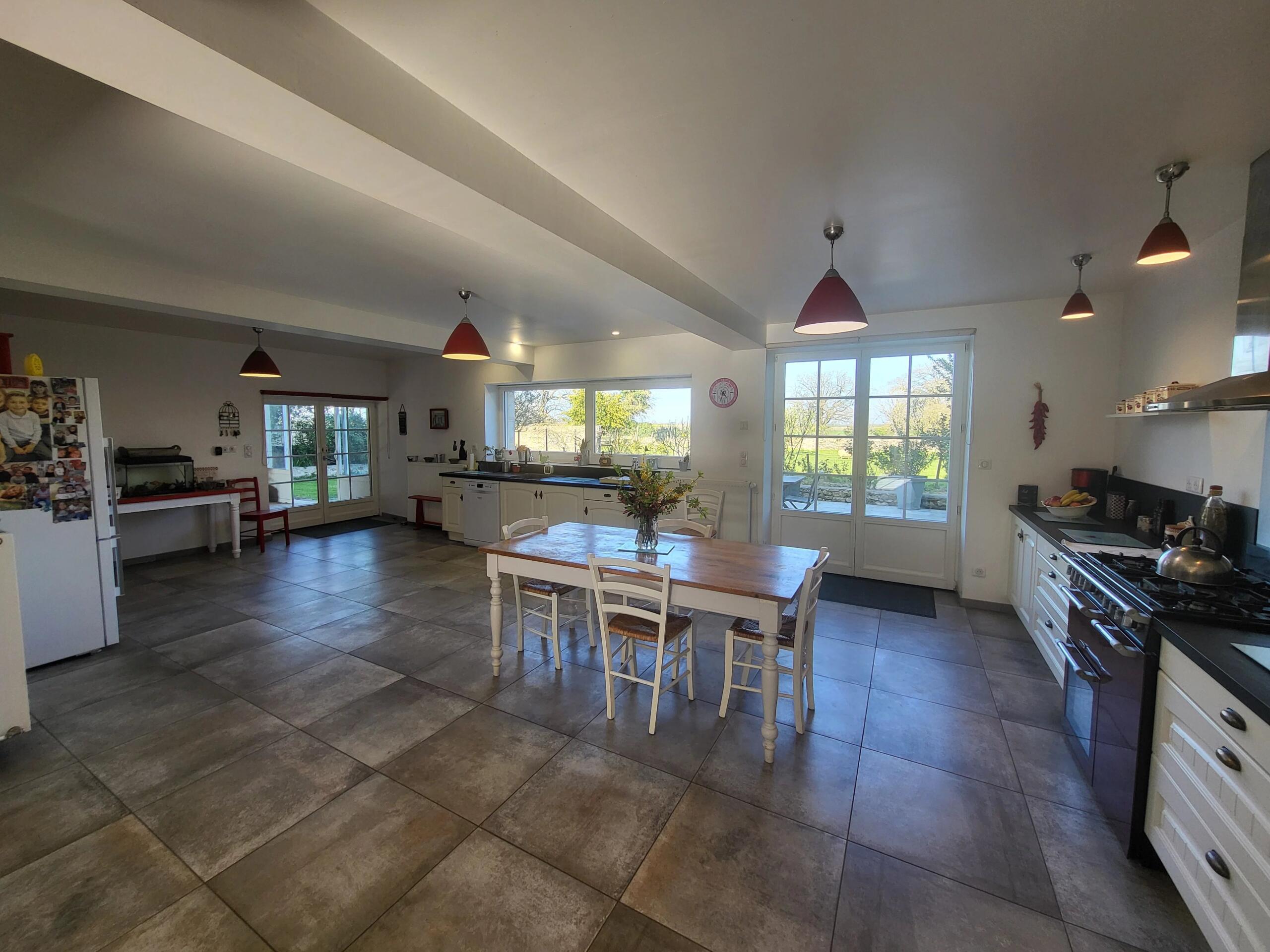 Beautifully renovated 4-bedroom longère with outbuildings, land and expansion potential, near Chauvigny, Poitou-Charentes – France – BVI85028