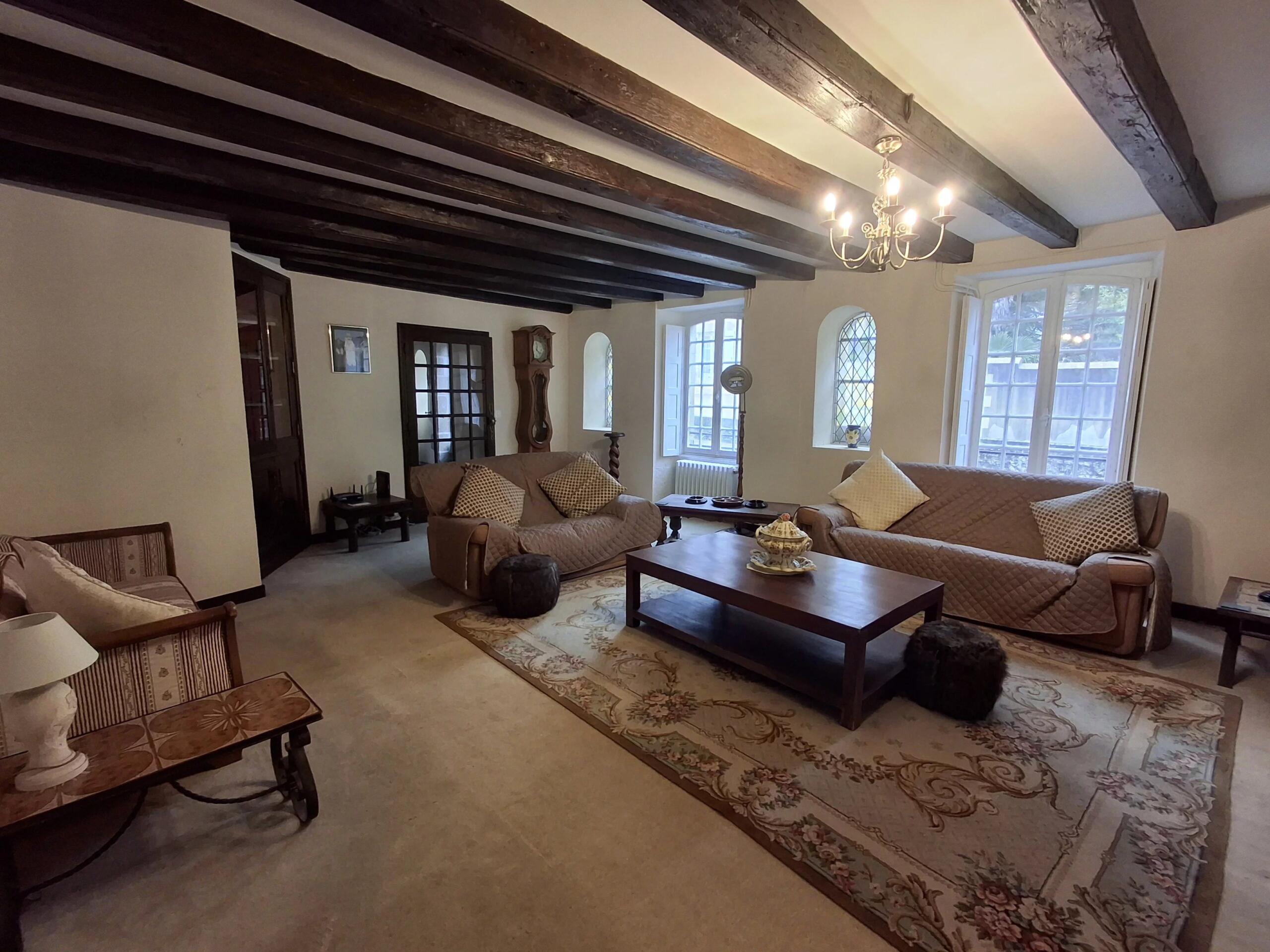 A tale of two halves – Substantial property with potential for multi-generational living, Poitou-Charentes – France – BVI84886