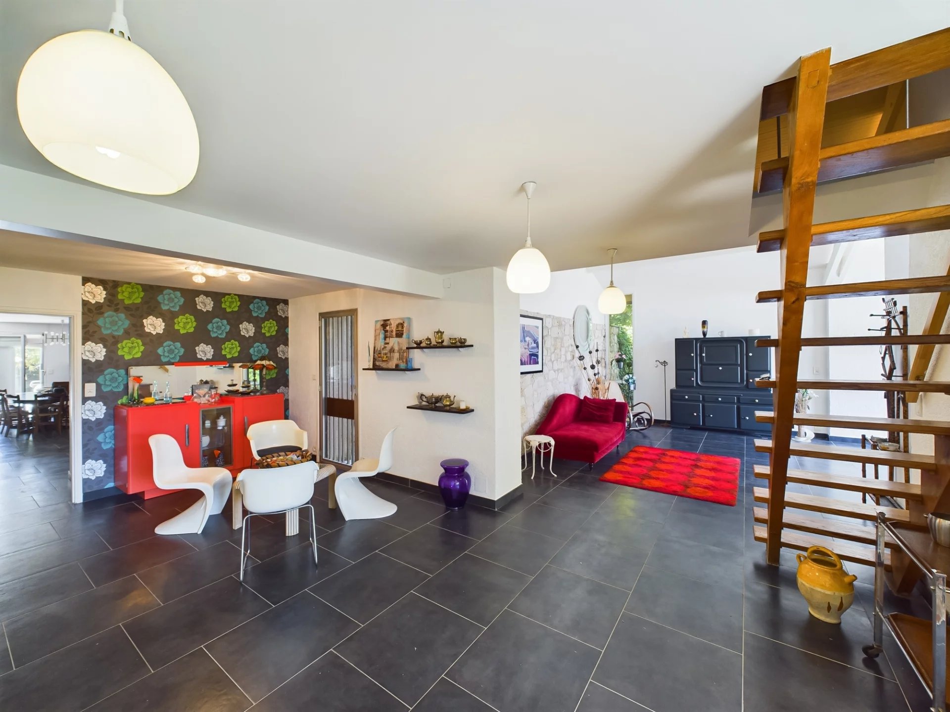 Splendid architect-designed house with a retro/chic feel, Aquitaine – France – BVI69981