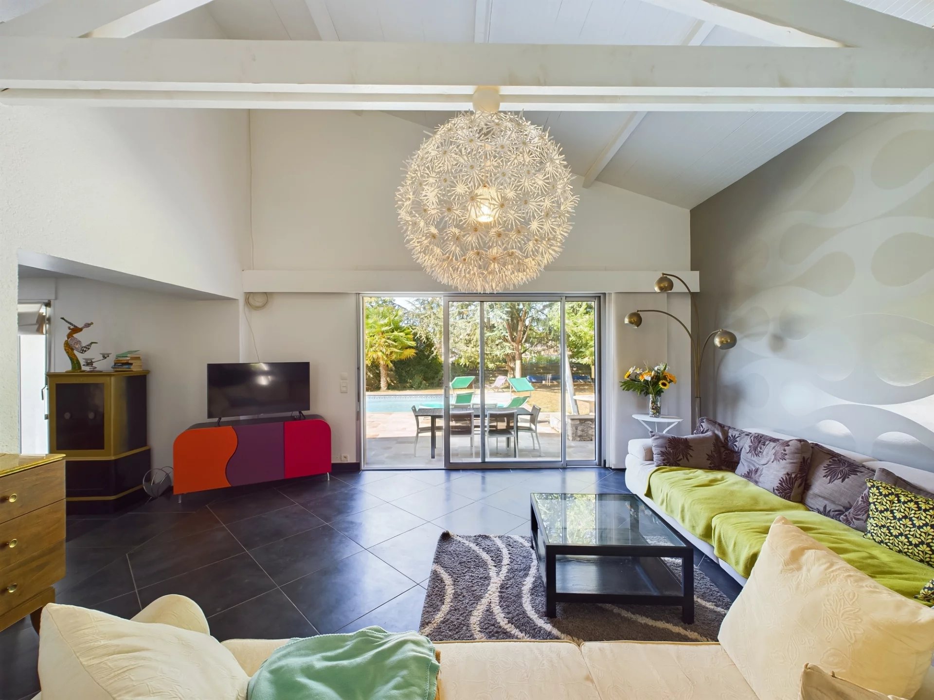 Splendid architect-designed house with a retro/chic feel, Aquitaine – France – BVI69981
