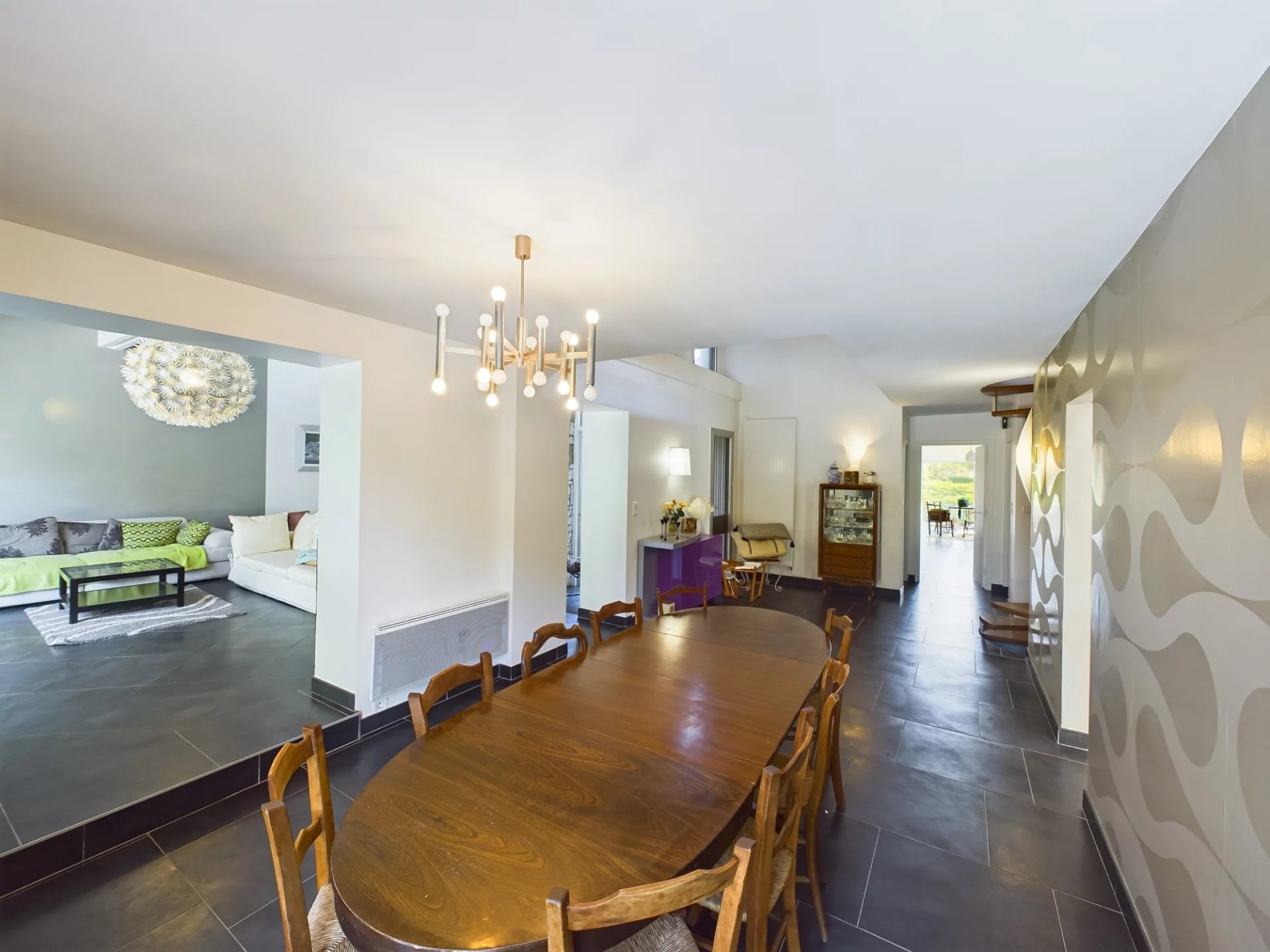 Splendid architect-designed house with a retro/chic feel, Aquitaine – France – BVI69981