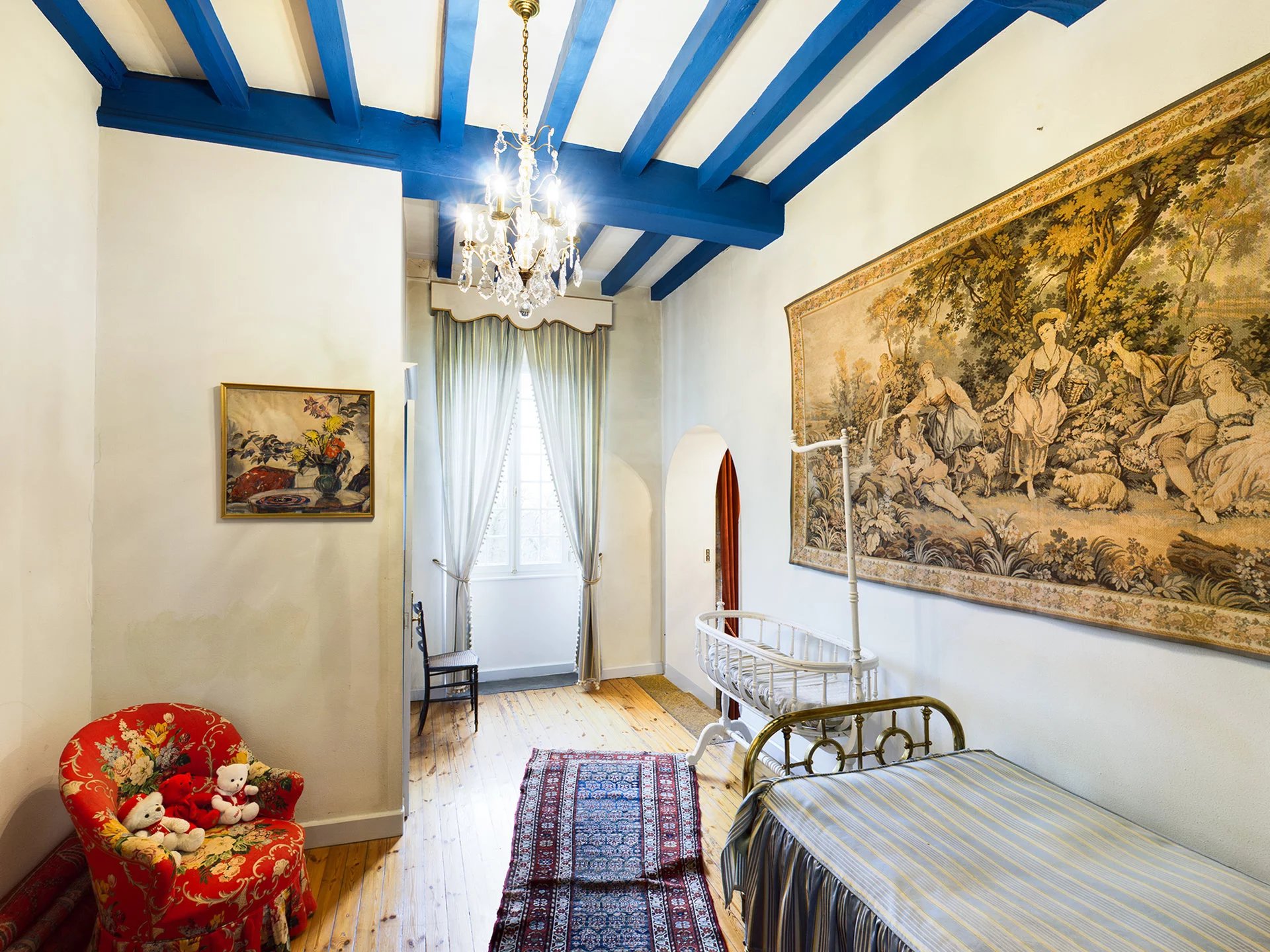 Beautiful small chateau and its estate overlooking the Lot valley, Aquitaine – France – BVI66582