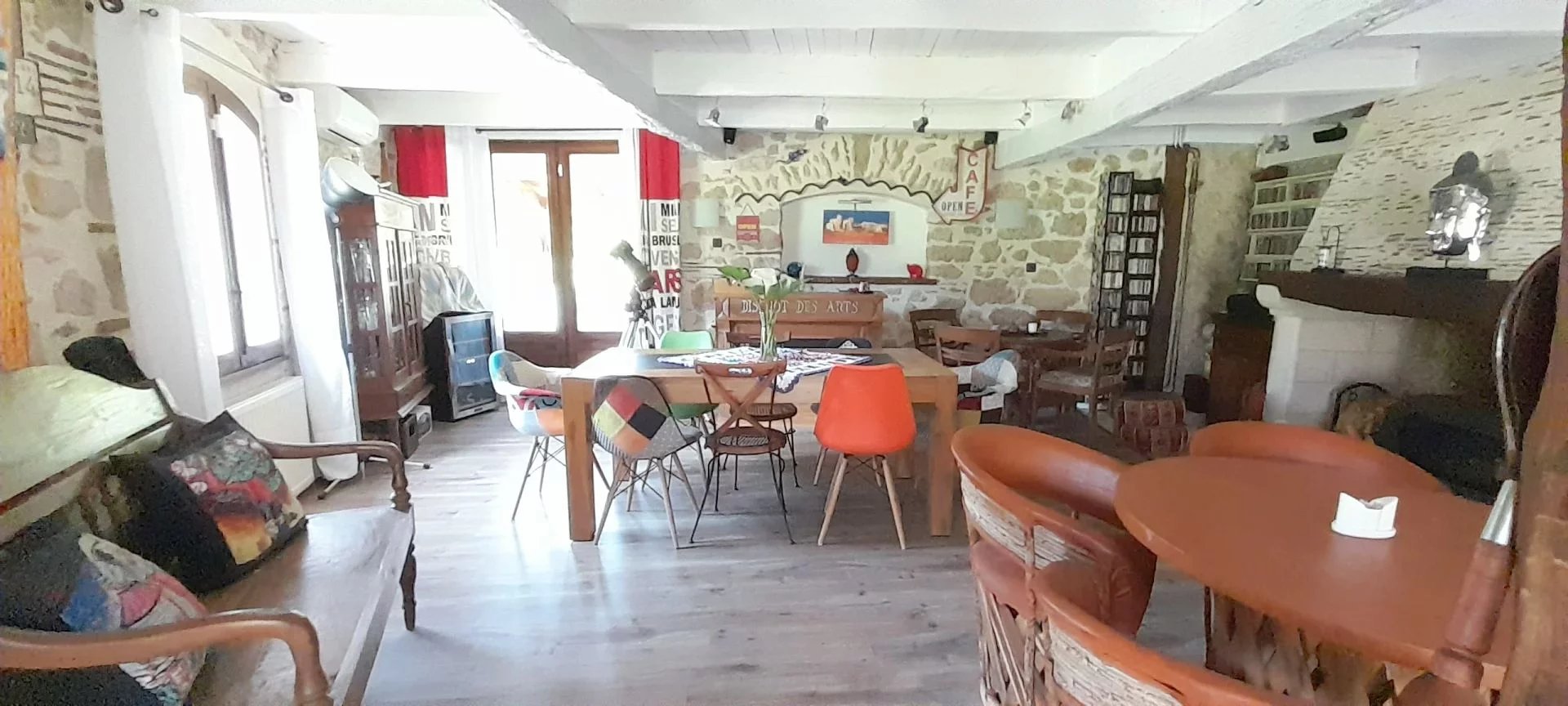 Lovely stone house, Aquitaine – France – BVI70546