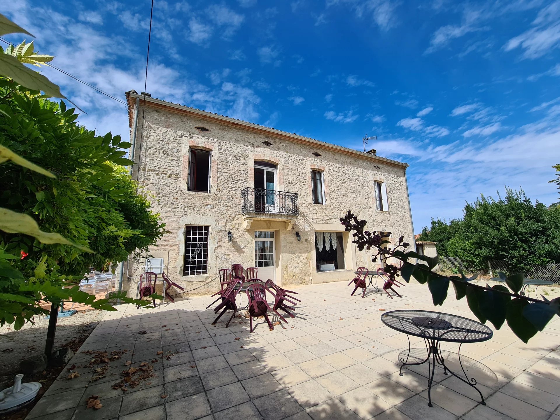Stone house with swimming pool, Aquitaine – France – BVI61653