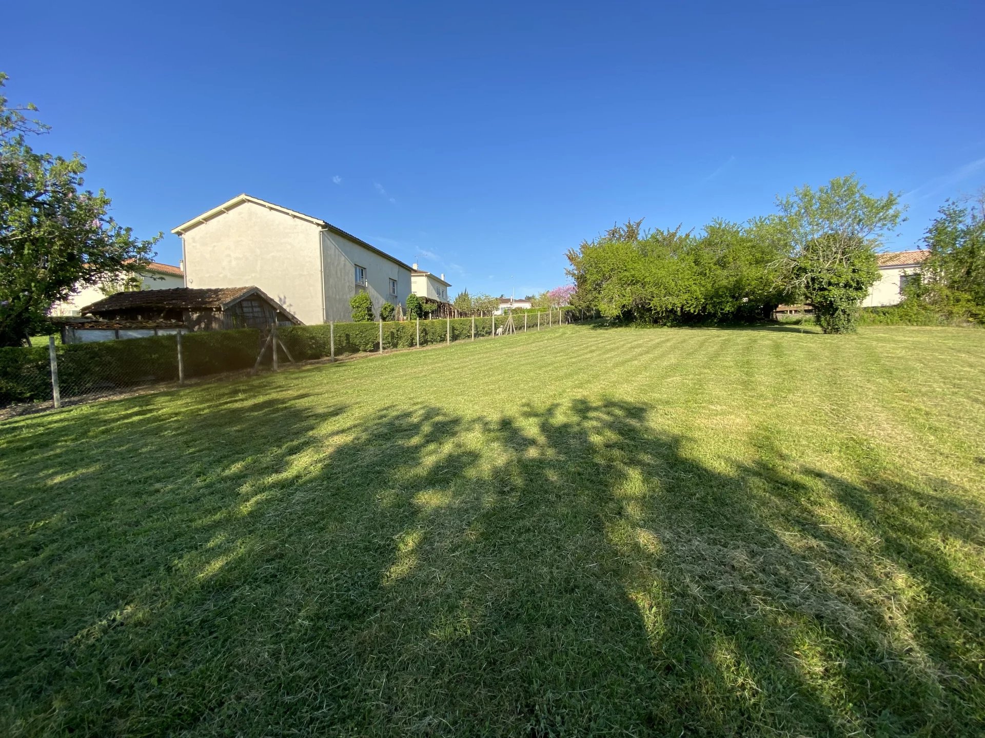 Nice plot of land ideally located in the bastide of Monflanquin, Aquitaine – France – BVI70125
