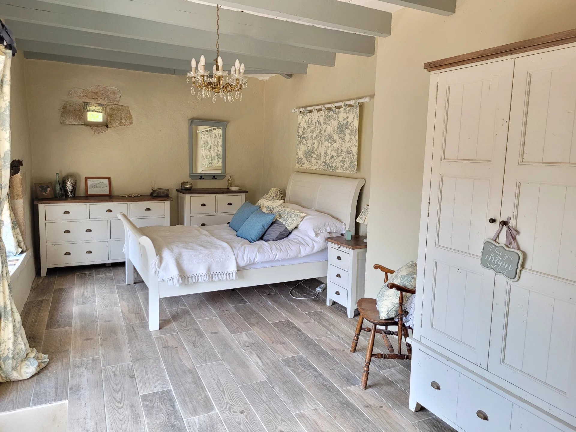 Large stone house with pool, Aquitaine – France – BVI66957