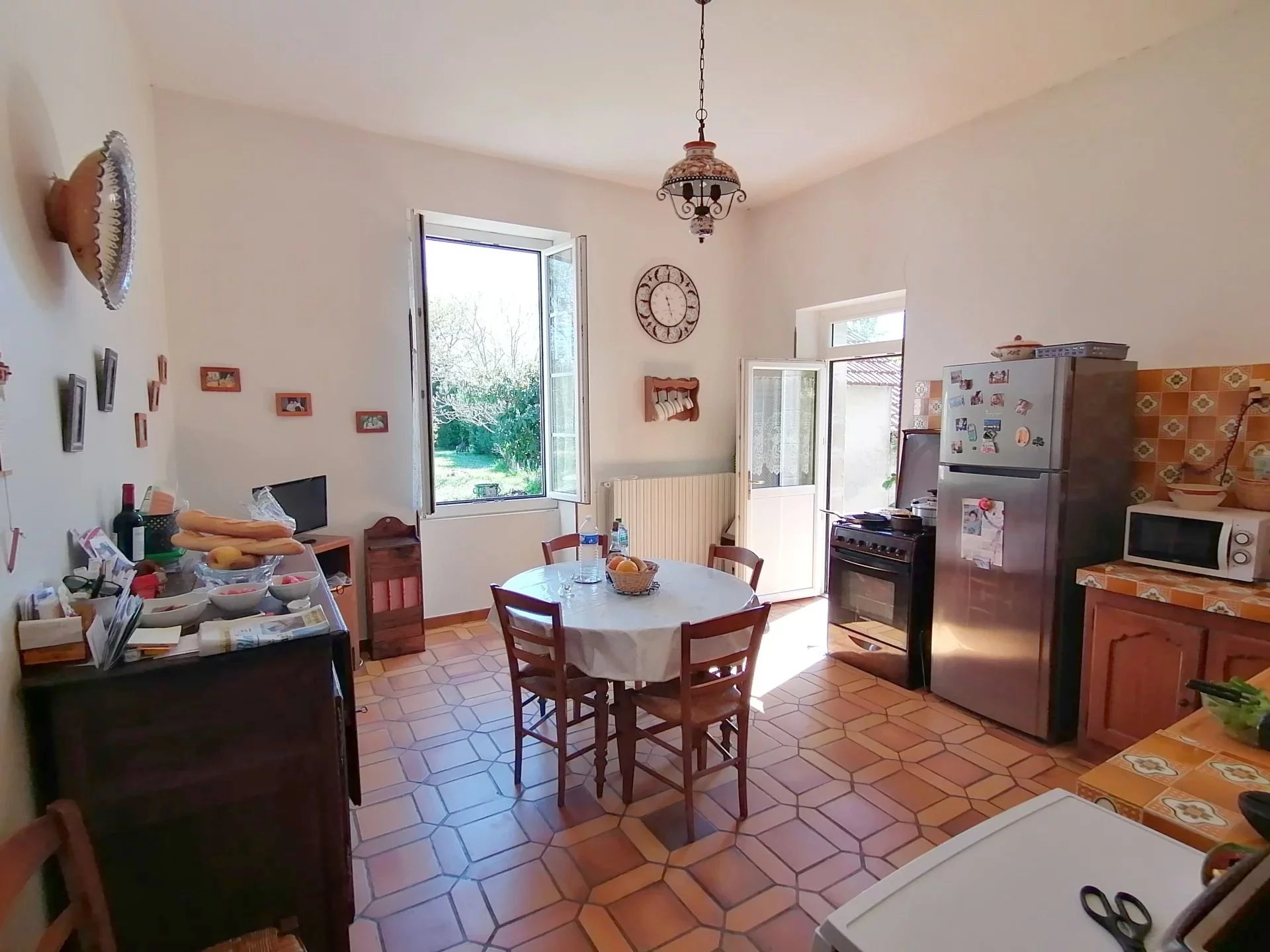 Village House in Beauville: 4 Beds, Solar, Fireplace, Aquitaine – France – BVI70193