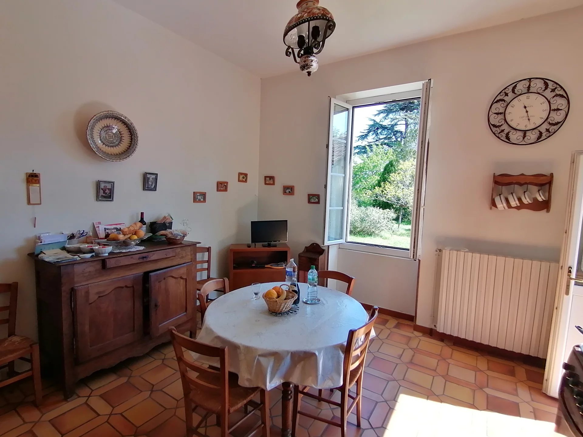 Village House in Beauville: 4 Beds, Solar, Fireplace, Aquitaine – France – BVI70193
