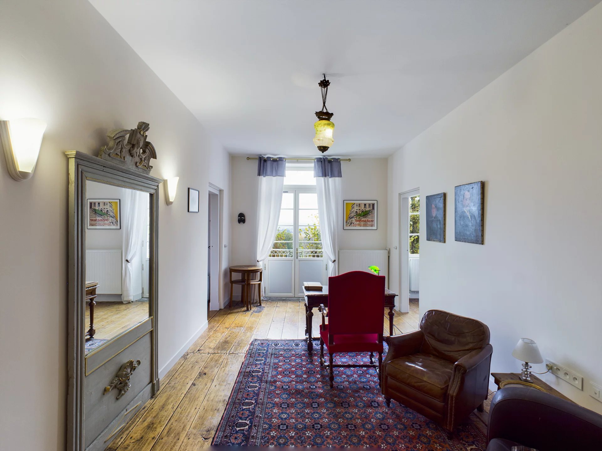 Superb manor house surrounded by a terraced garden close to the Lot, Aquitaine – France – BVI61108