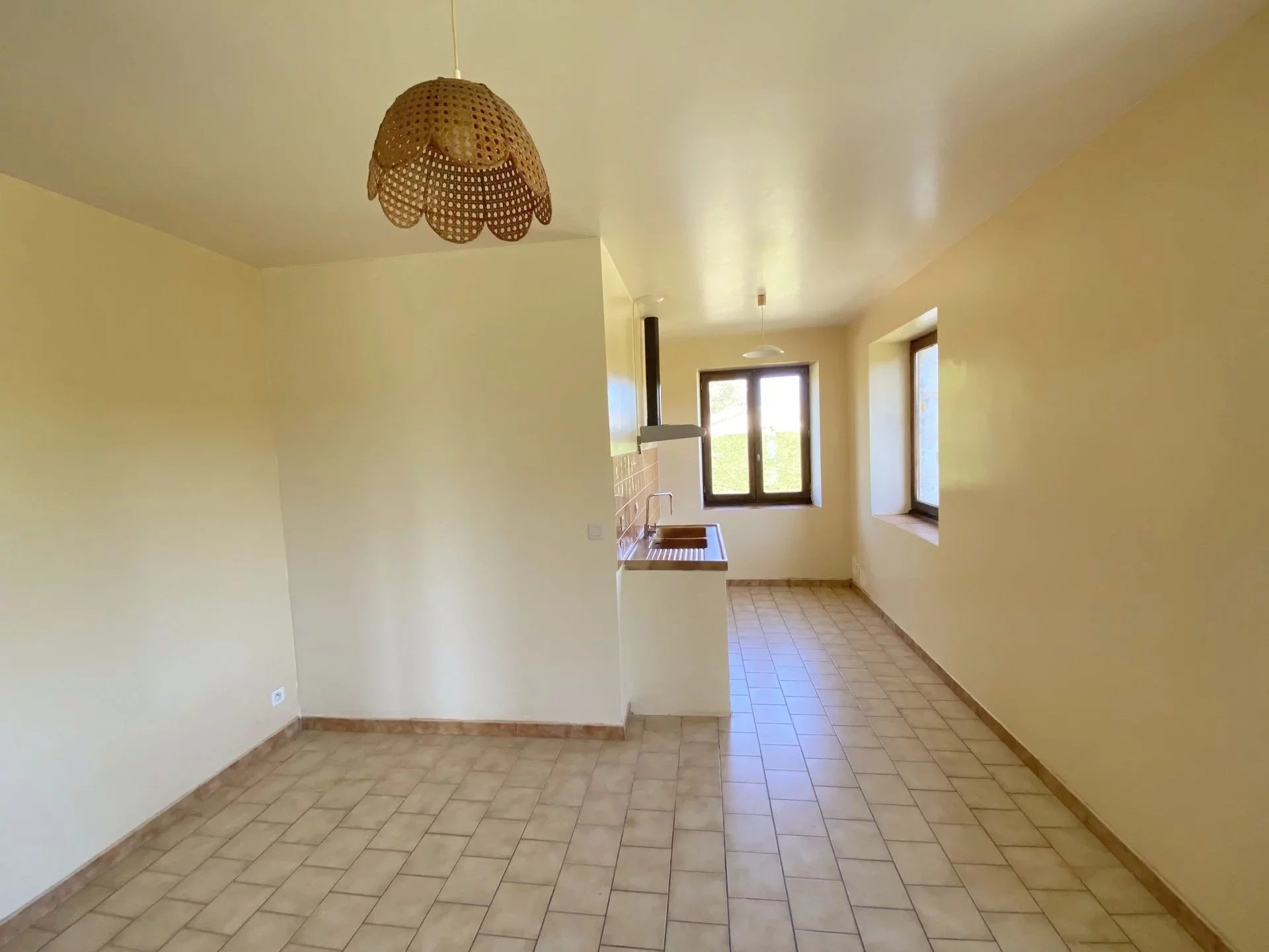 Beautiful stone villa waiting to be revitalised, Aquitaine – France – BVI72056