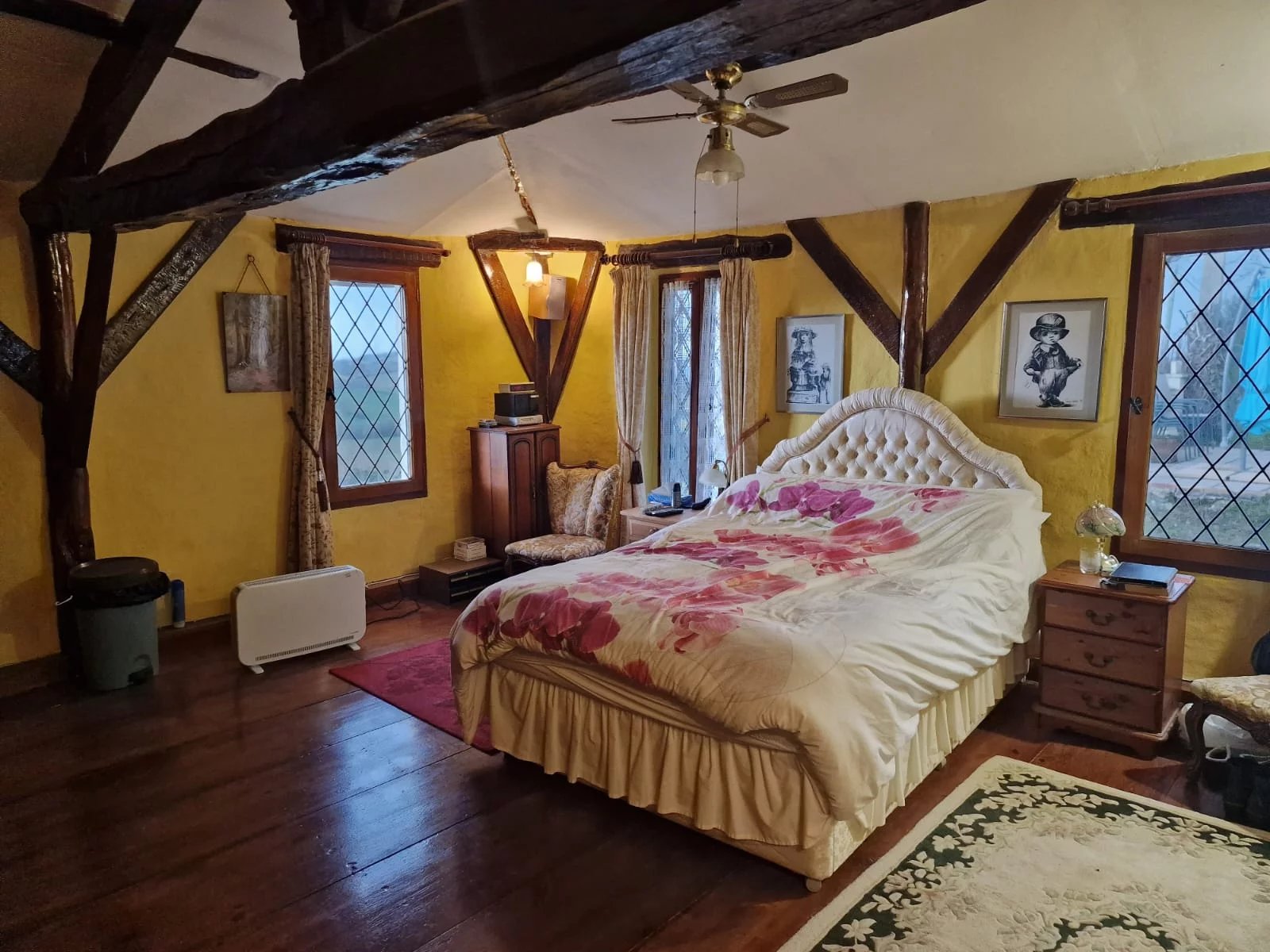 Charming stone property with pool on outskirts of a village, Aquitaine – France – BVI70941