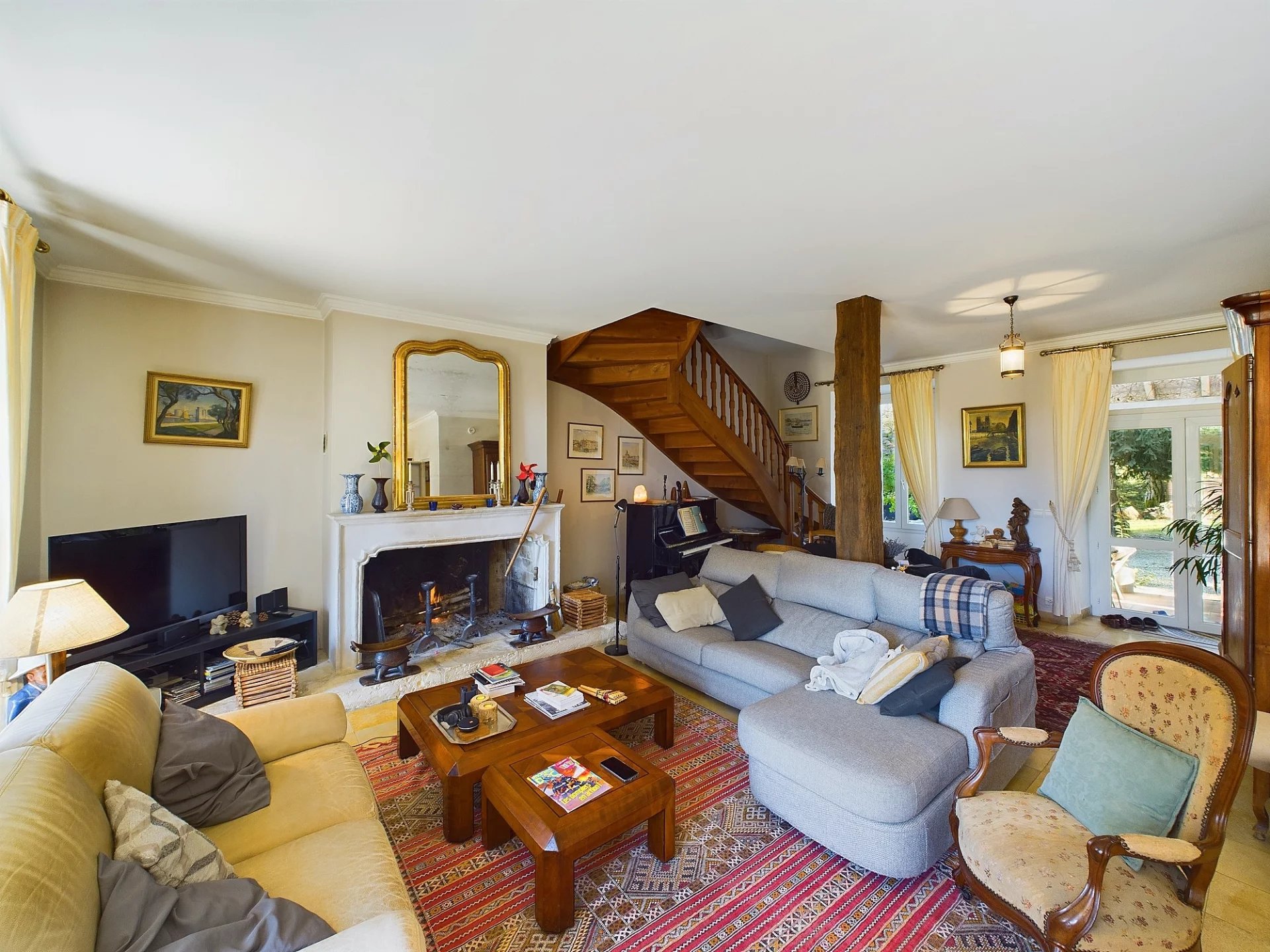 Magnificent property with 3 guest houses and pool, Aquitaine – France – BVI73787