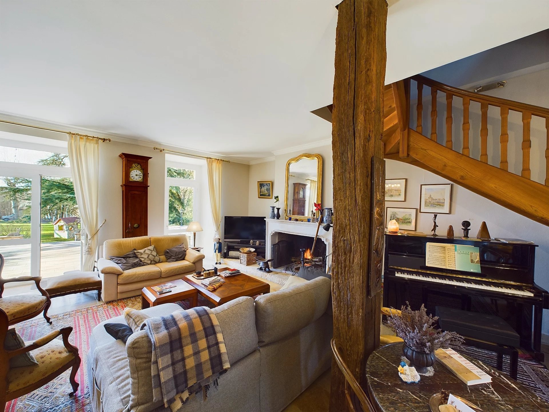 Magnificent property with 3 guest houses and pool, Aquitaine – France – BVI73787