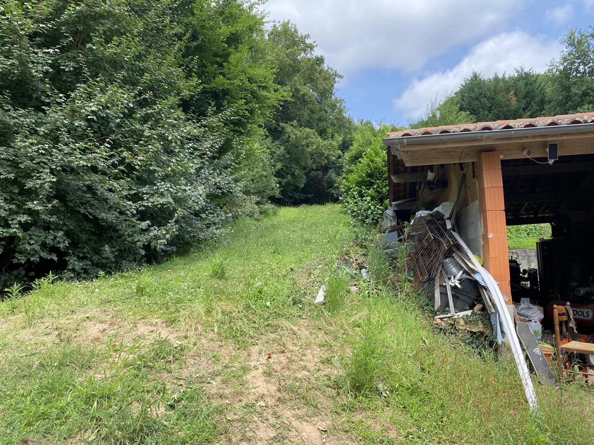 Countryhouse  to renovate – 5 Minutes from Monpazier, Aquitaine – France – BVI71129
