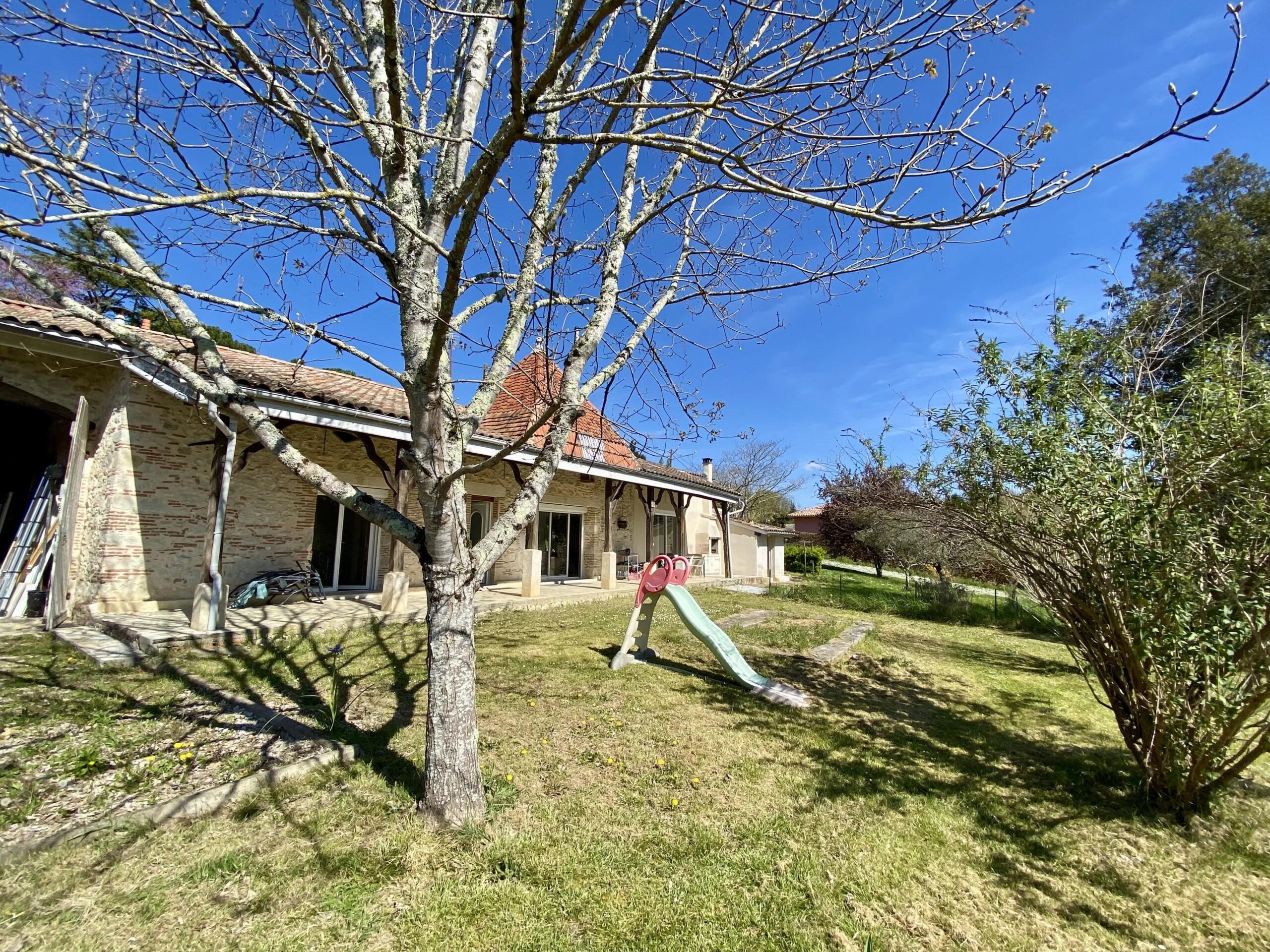 Lovely, light-filled country house near all amenities, Aquitaine – France – BVI85118