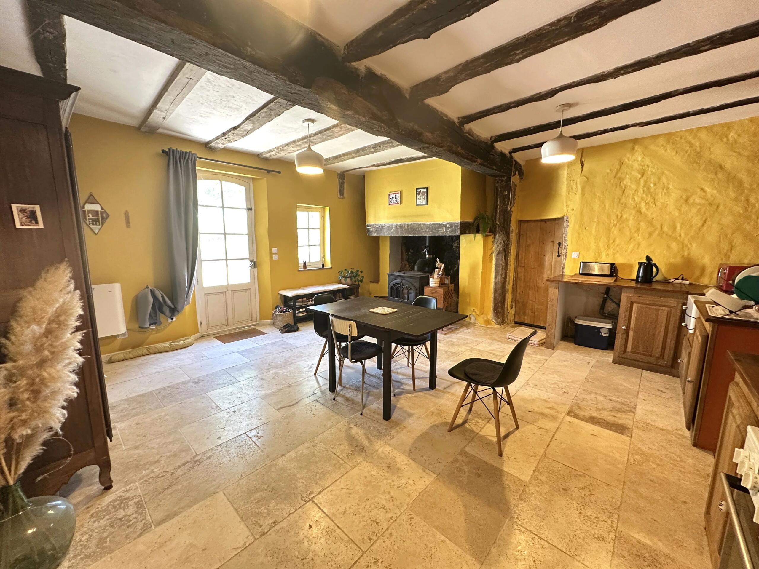 Character Perigord Stone House with Outbuildings and Over 4,000 m² of Land – Near Montpon-Ménestérol, S W France, Aquitaine – France – BVI81951