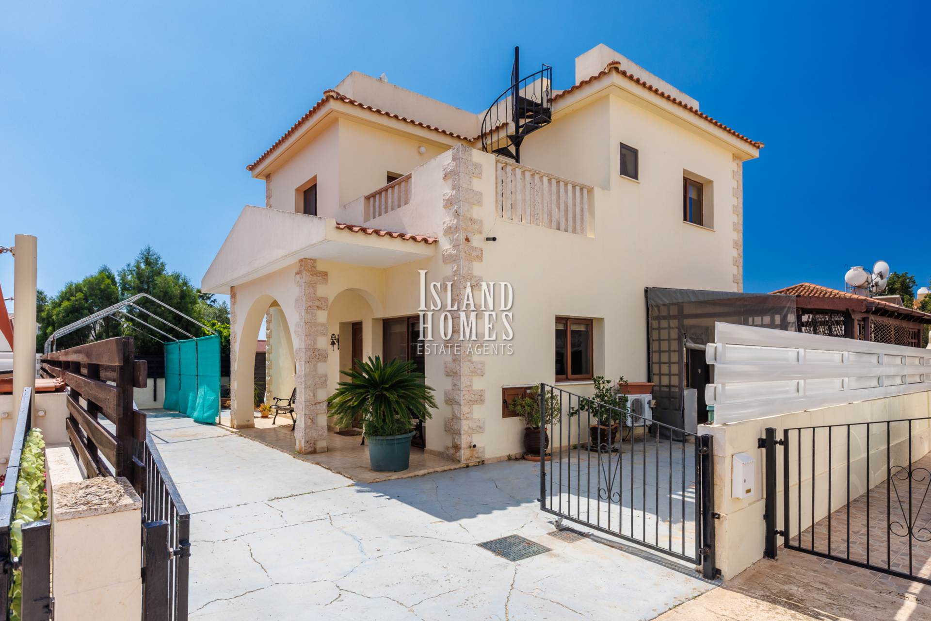 3 bedroom Villa in Liopetri, Famagusta, Cyprus – KcL109