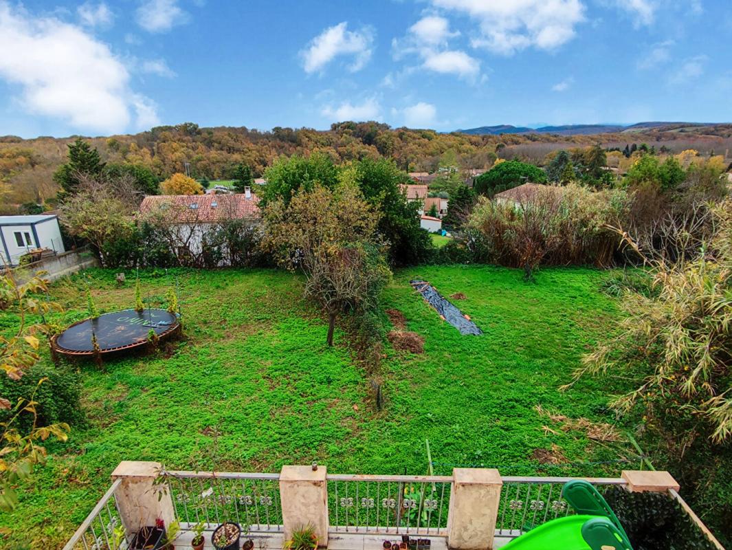 6 bedroom maison in Les Pujols, Ariège, France