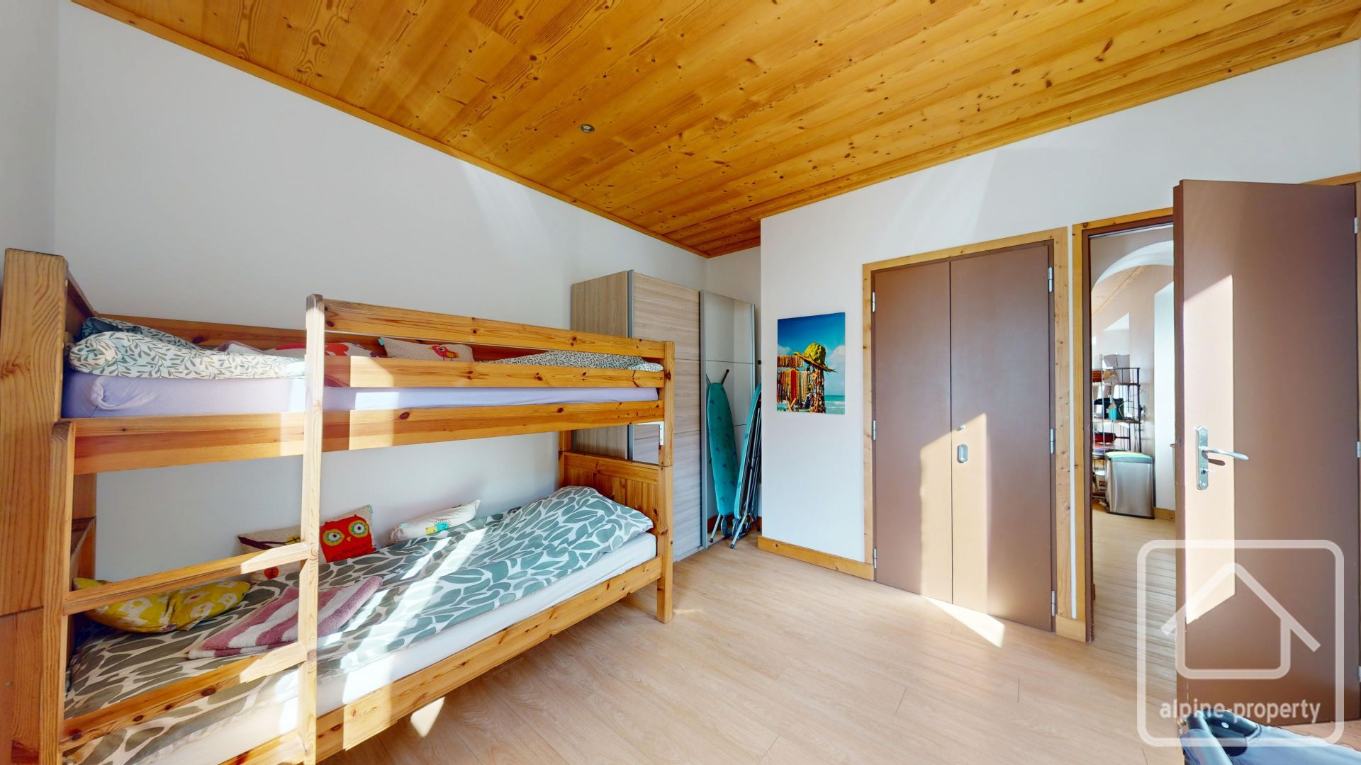 4 Bedroom Duplex Apartment Or Two 2 Bedroom Apartments, Large Terrace With Mont Blanc Views, Close To Ski Lift, 1 Hour From Geneva – CHAVANTSLH