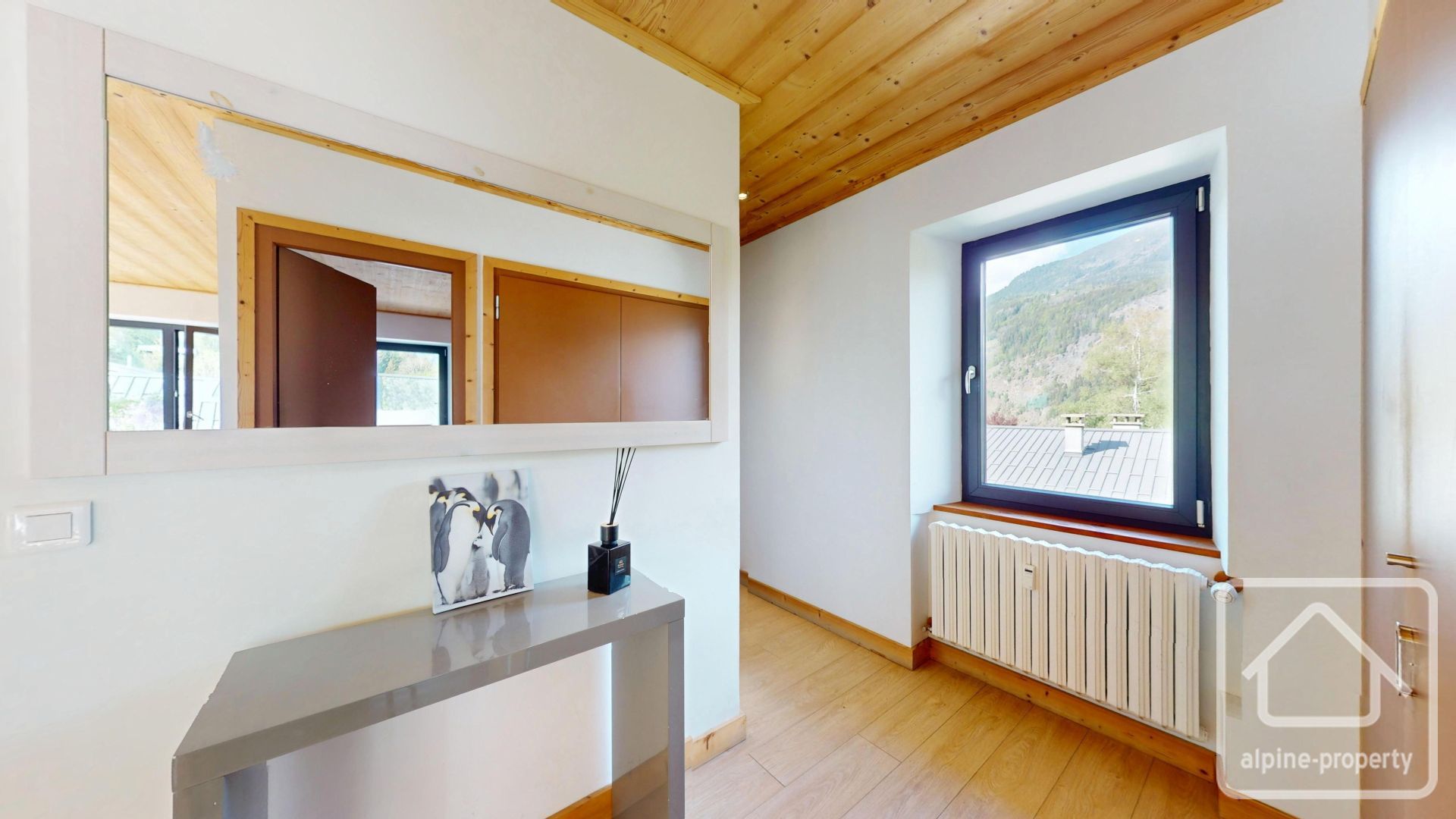 4 Bedroom Duplex Apartment Or Two 2 Bedroom Apartments, Large Terrace With Mont Blanc Views, Close To Ski Lift, 1 Hour From Geneva – CHAVANTSLH