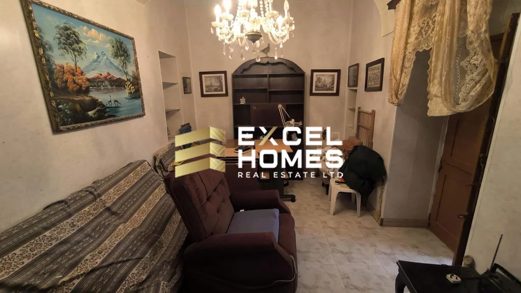 7 bedroom Townhouse in Siggiewi, Malta – 68204
