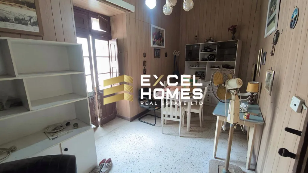7 bedroom Townhouse in Siggiewi, Malta – 68204