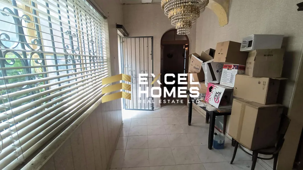 7 bedroom Townhouse in Siggiewi, Malta – 68204