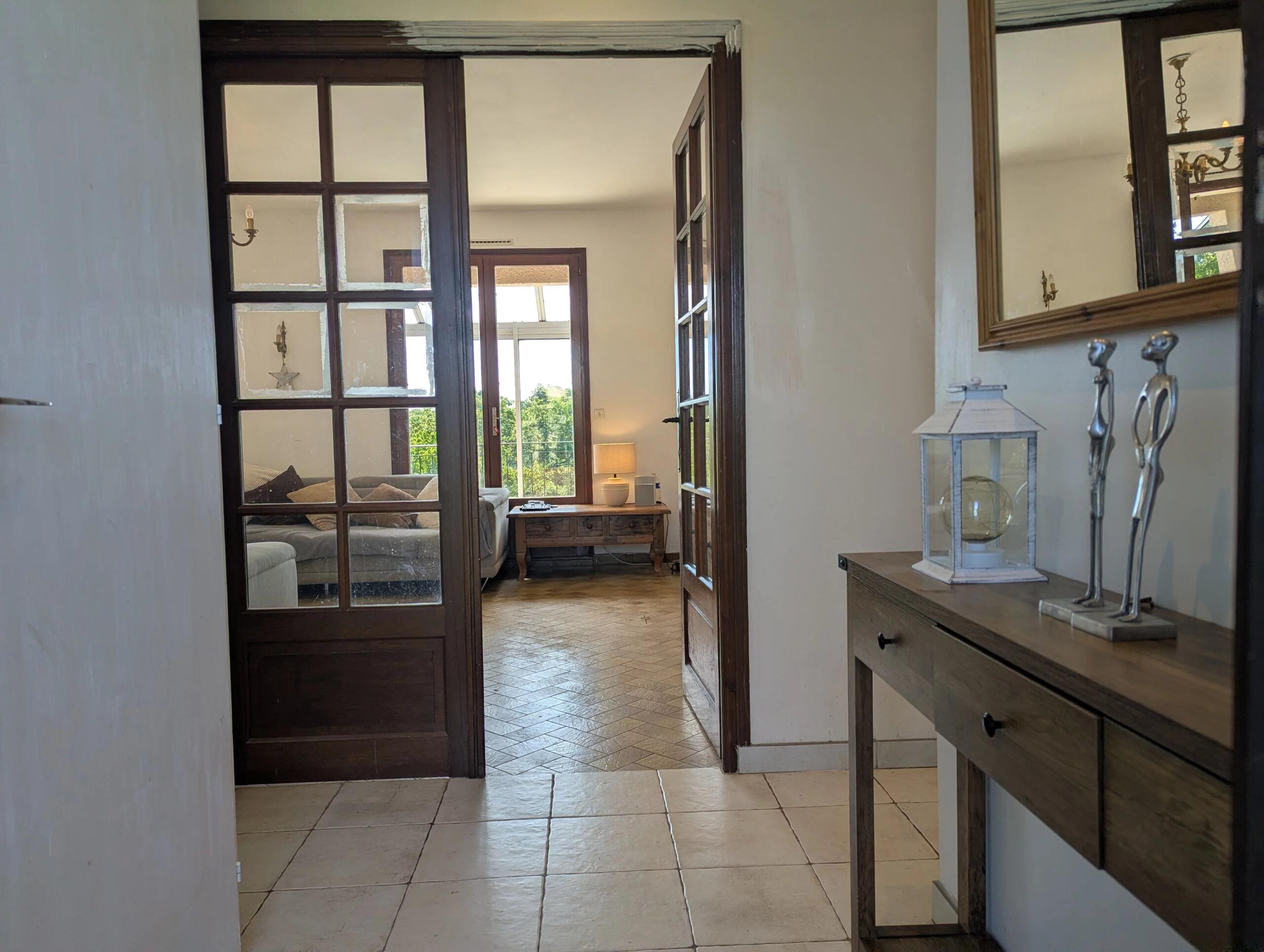 Great location – 2 bedroom property walking distance from Montmorillon, Poitou-Charentes – France – BVI84860