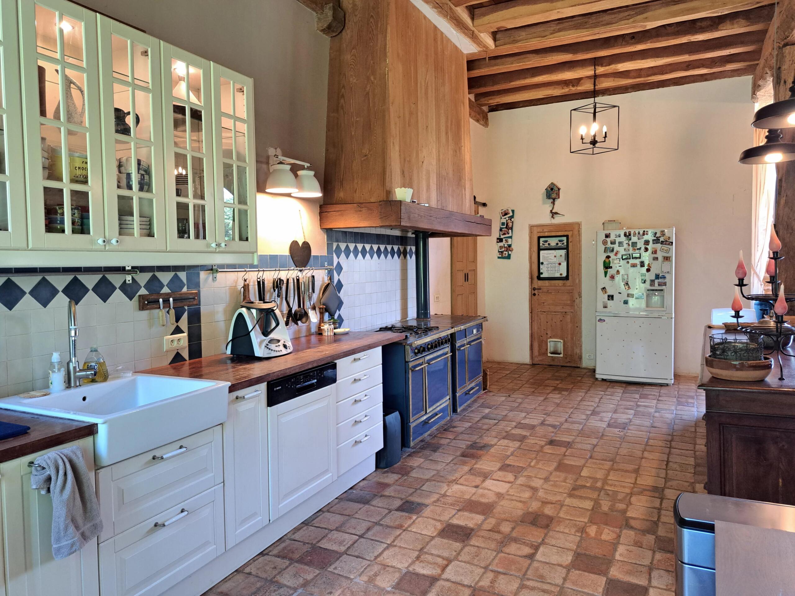Fabulous converted barn with land, Centre – France – BVI85441