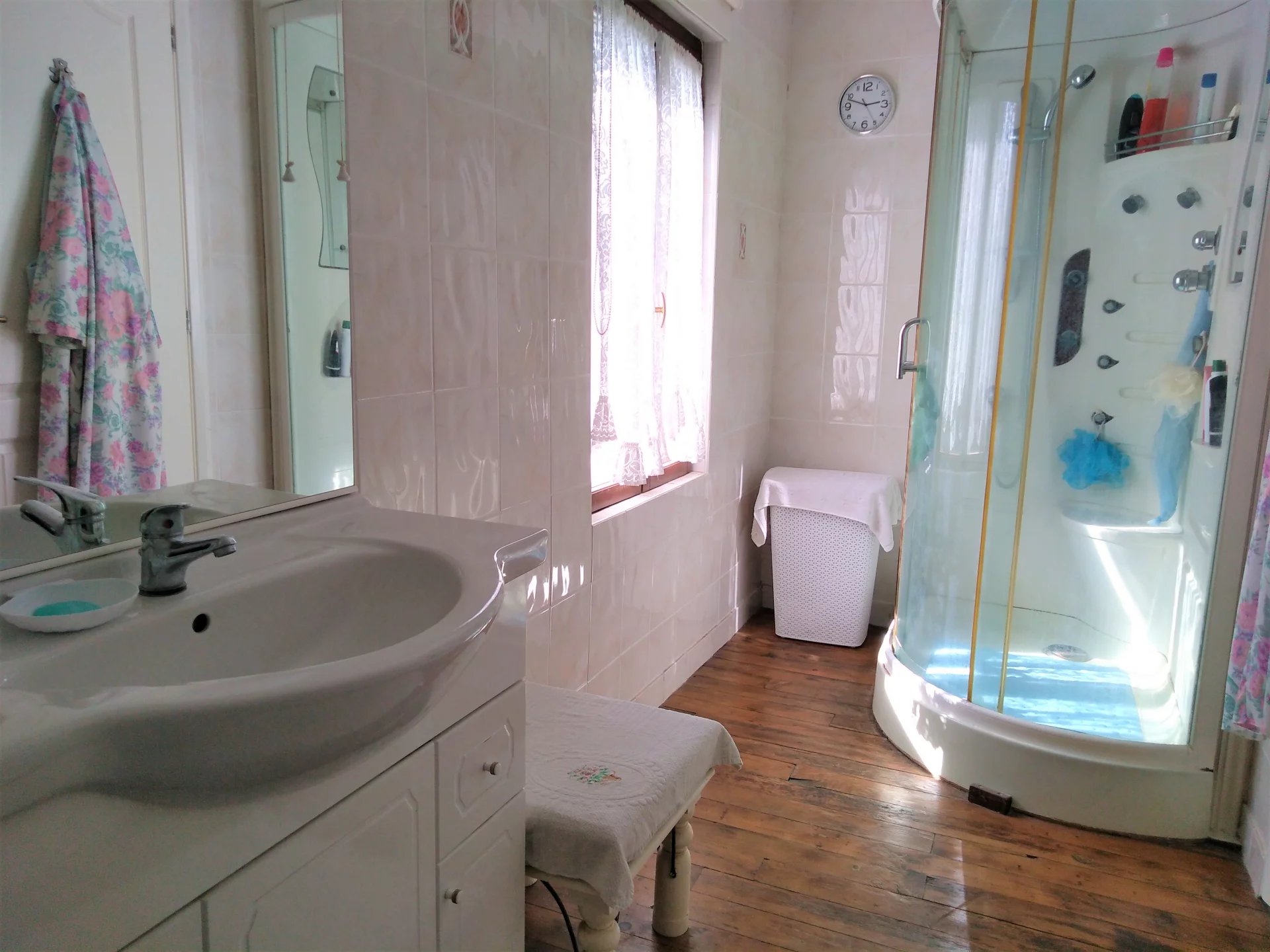 Detached Spacious 4-Bedroom Stone Home with Garden, Pool & Countryside Views, Poitou-Charentes – France – BVI71211