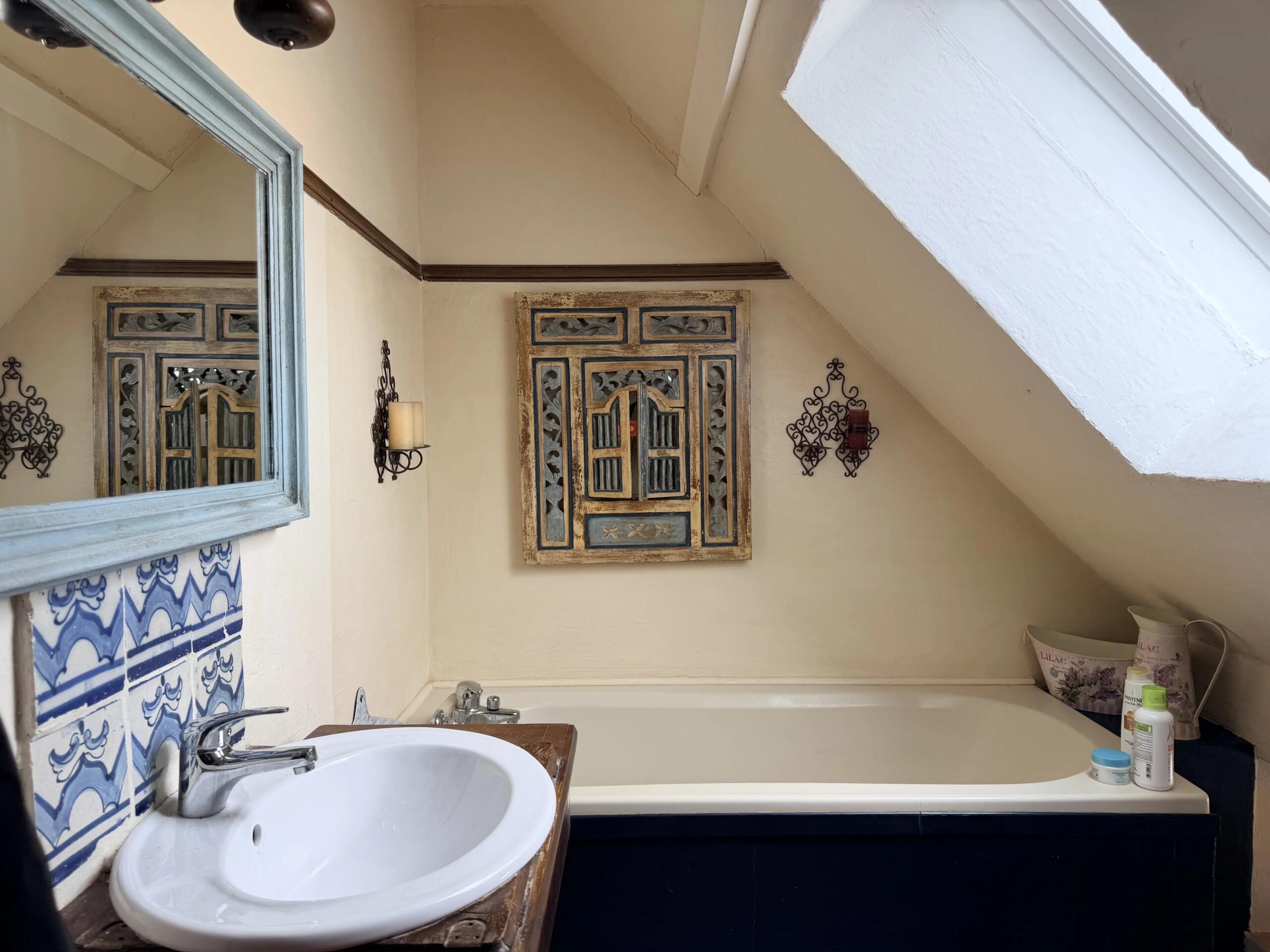 Sector Villeneuve, Aveyron: Charming detached house with guest annex and swimming pool, Midi-Pyrénées – France – BVI85149