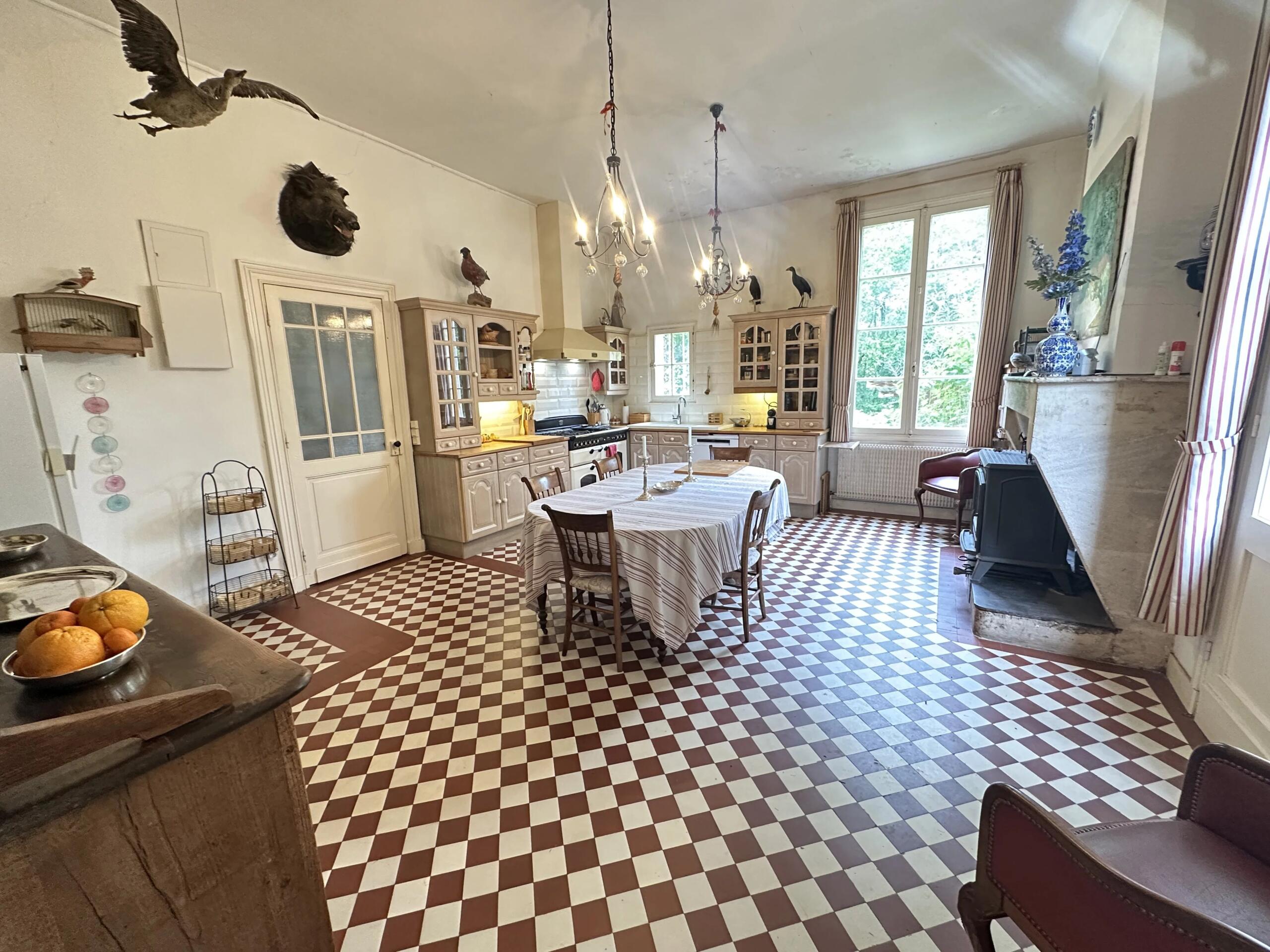 Elegant French Manor House with Parkland, Pool and River Access – Between Bordeaux, Saint-Émilion and Bergerac, Aquitaine – France – BVI85176