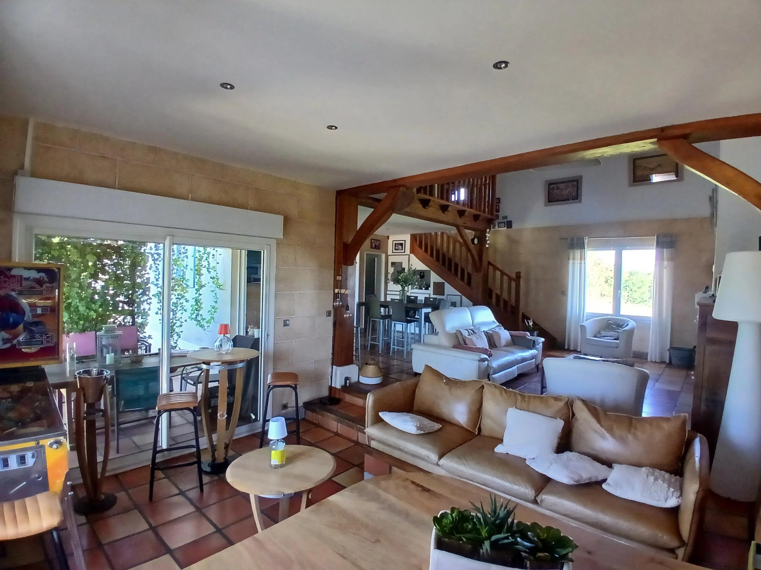 Modern villa with swimming pool, jacuzzi and sauna, Poitou-Charentes – France – BVI85038