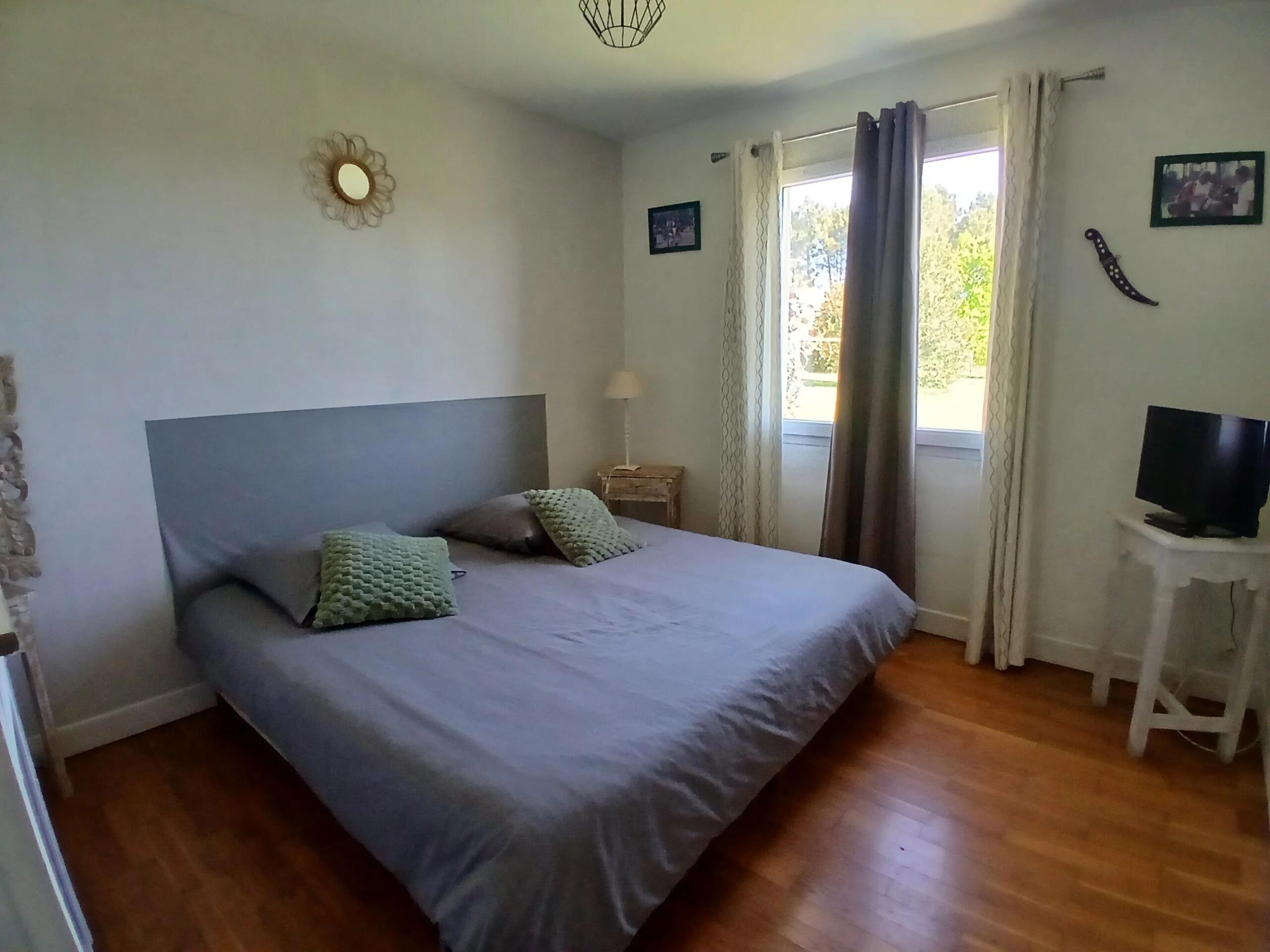 Modern villa with swimming pool, jacuzzi and sauna, Poitou-Charentes – France – BVI85038