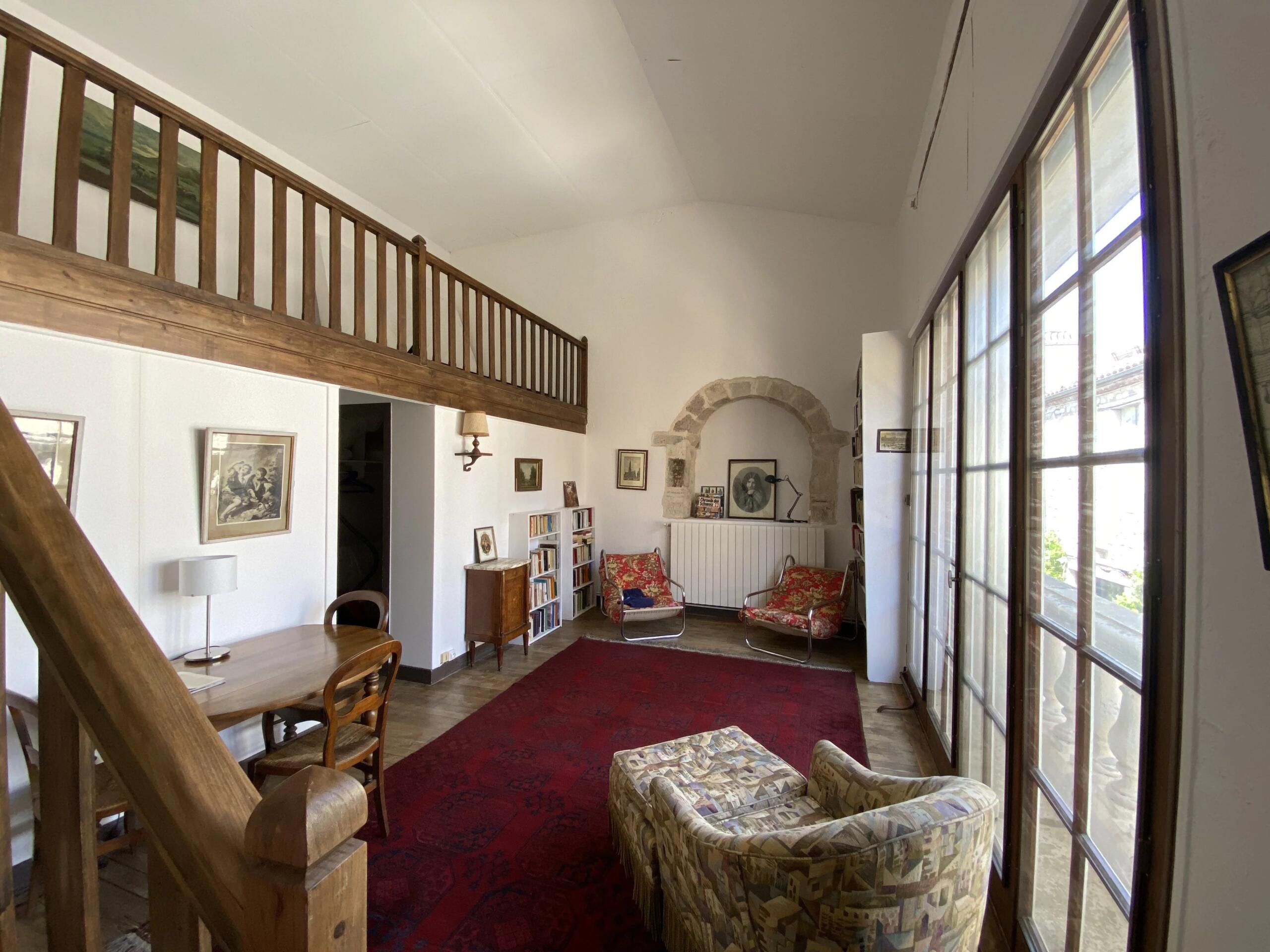 Exceptional Bastide Town Property with Pool and Panoramic Views – Tournon d’Agenais, Aquitaine – France – BVI81612