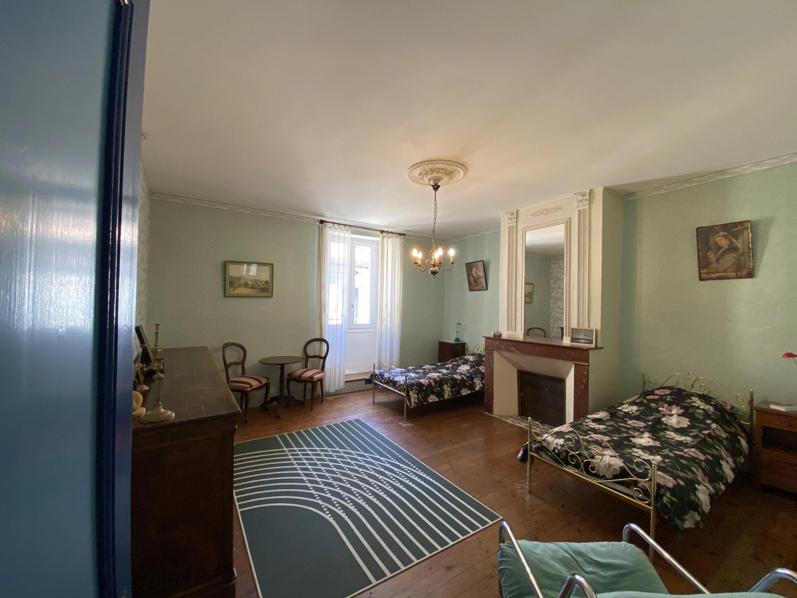 Exceptional Bastide Town Property with Pool and Panoramic Views – Tournon d’Agenais, Aquitaine – France – BVI81612