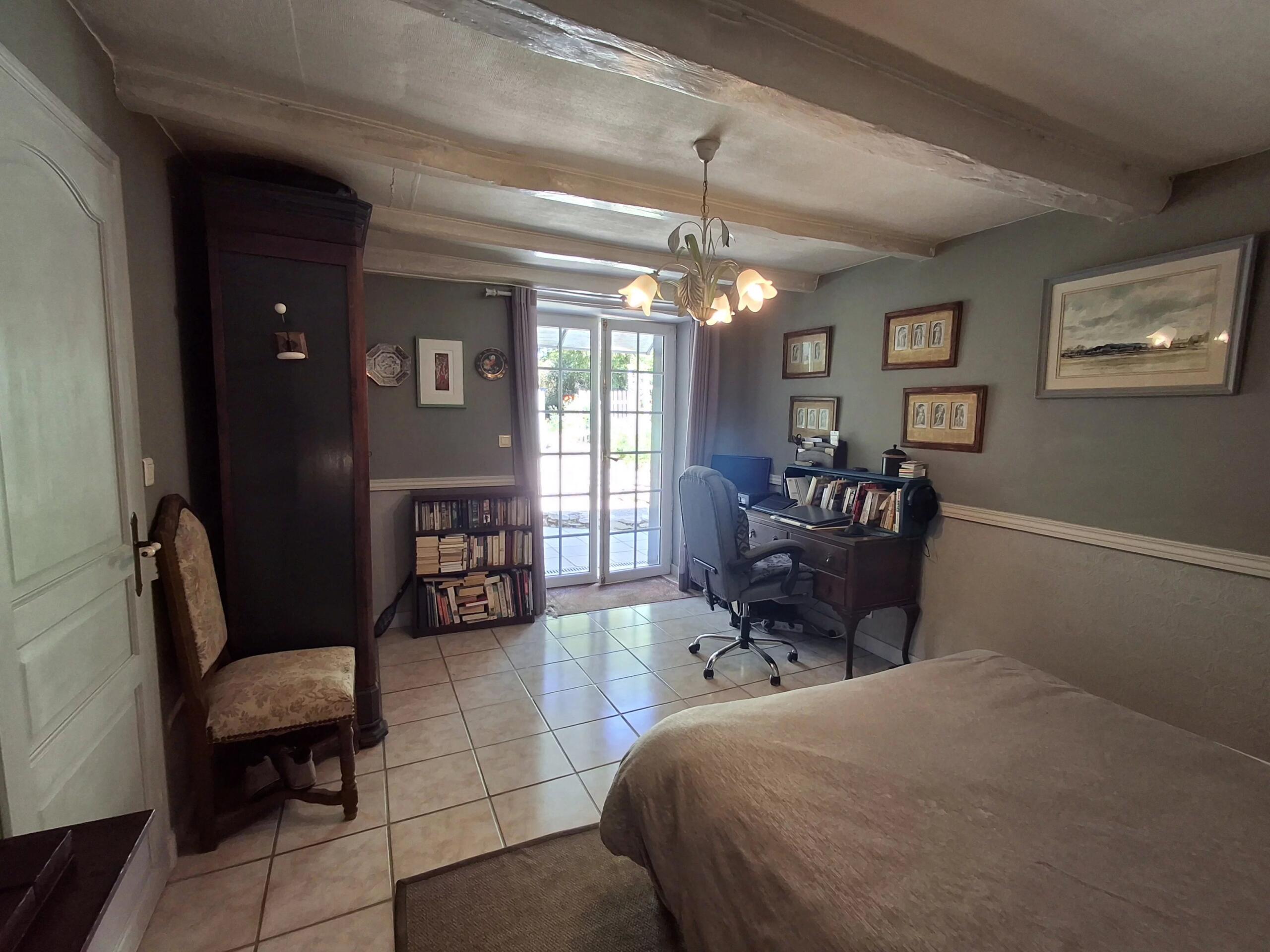 Beautifully presented single storey house with potential to earn income, Poitou-Charentes – France – BVI85527