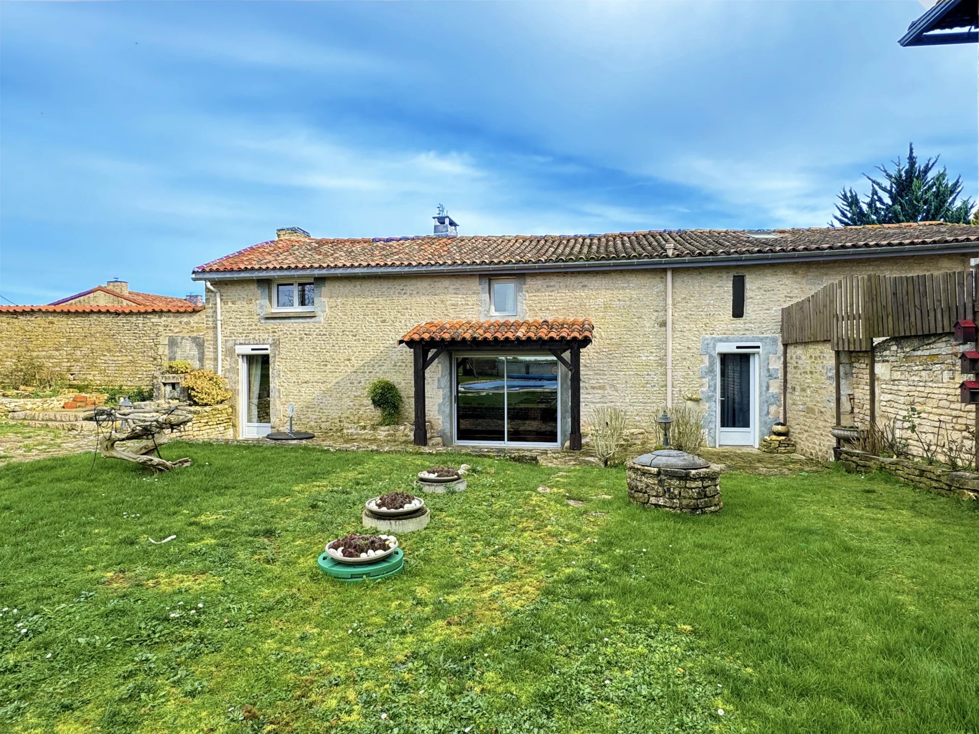 Charming 3 bedroom property,  pool and potential gîte, close to all amenities, Poitou-Charentes – France – BVI74379