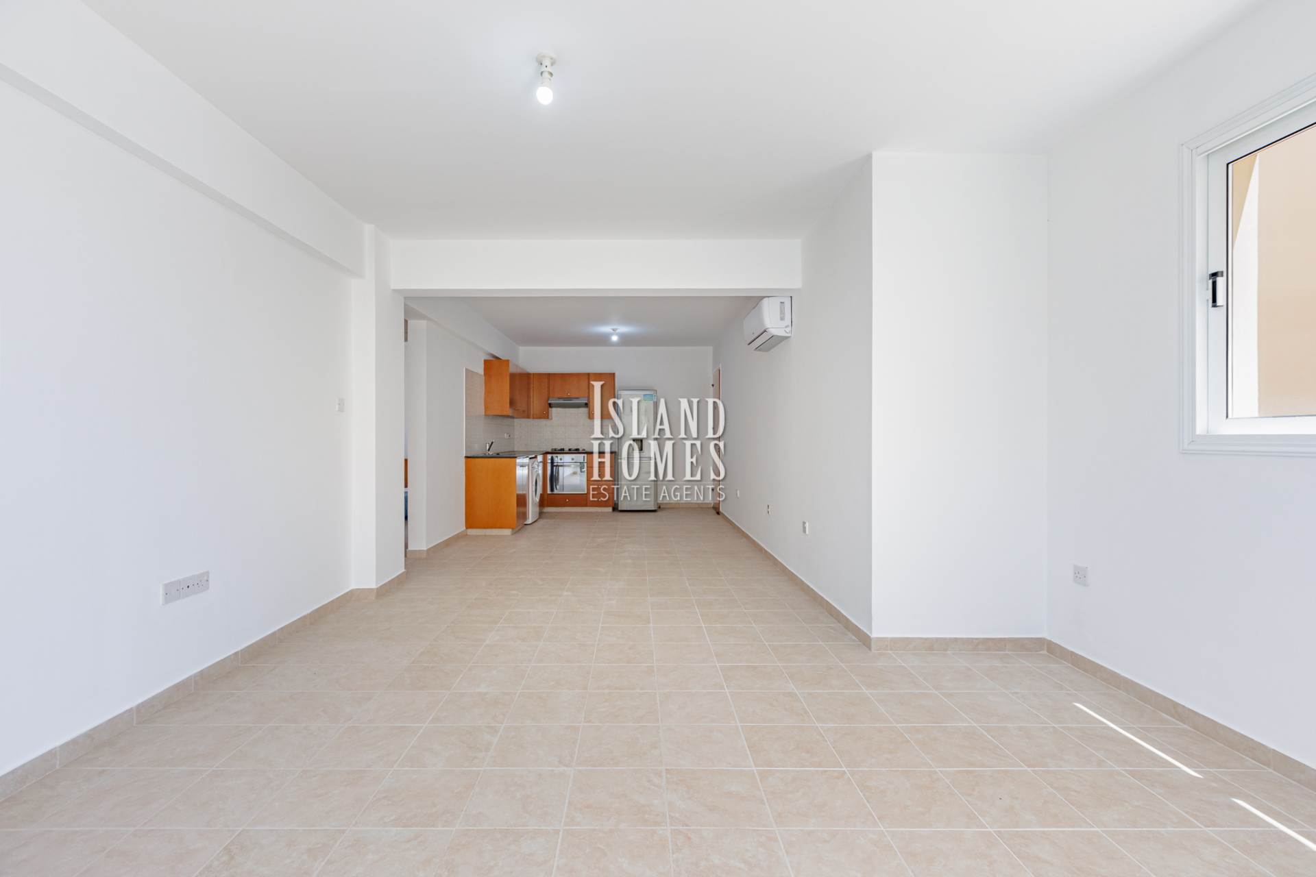 2 bedroom Apartment in Deryneia, Famagusta, Cyprus – MaD112