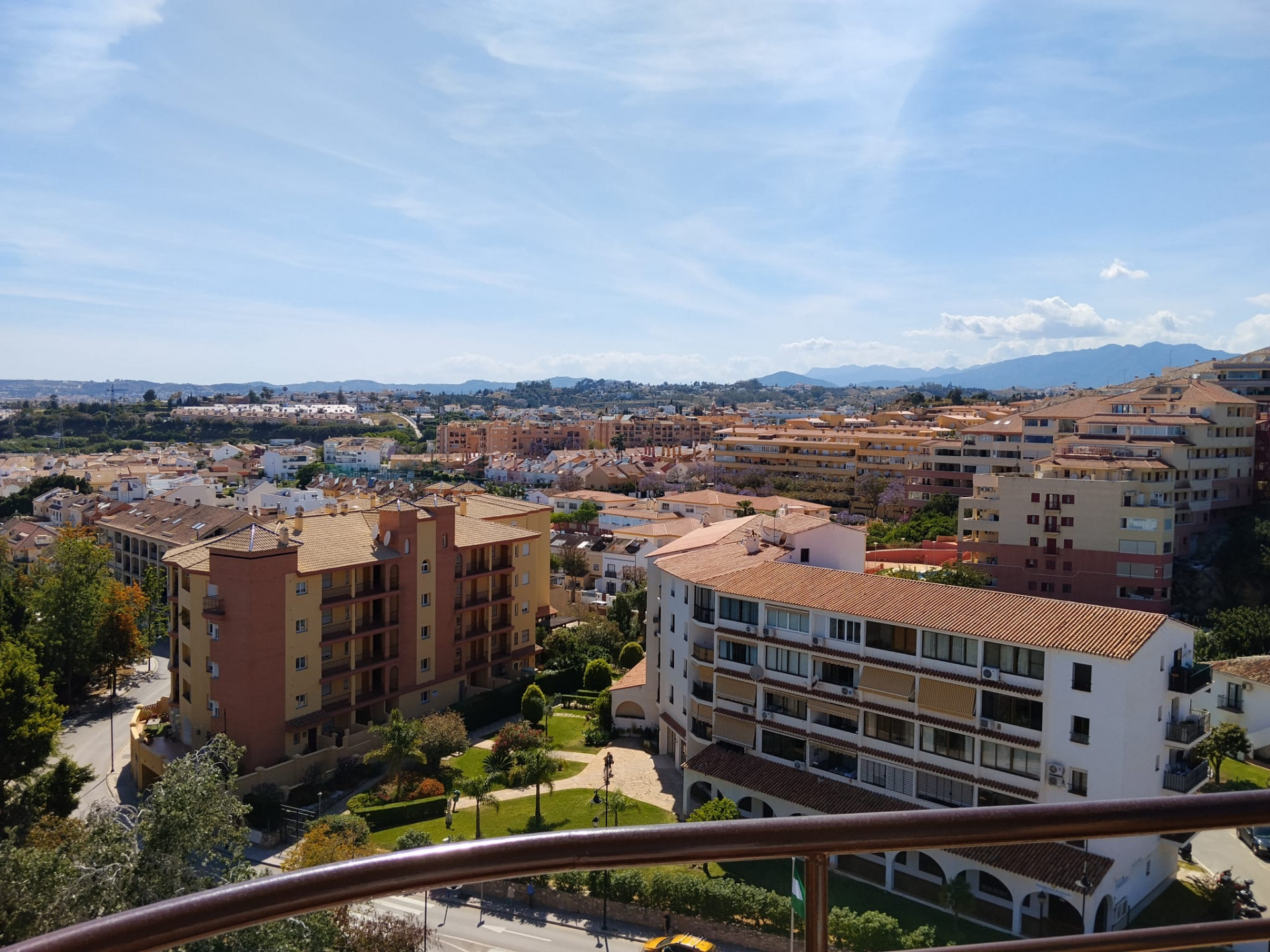 2 bedroom Apartment in Fuengirola, Malaga, Spain – 428-05444D