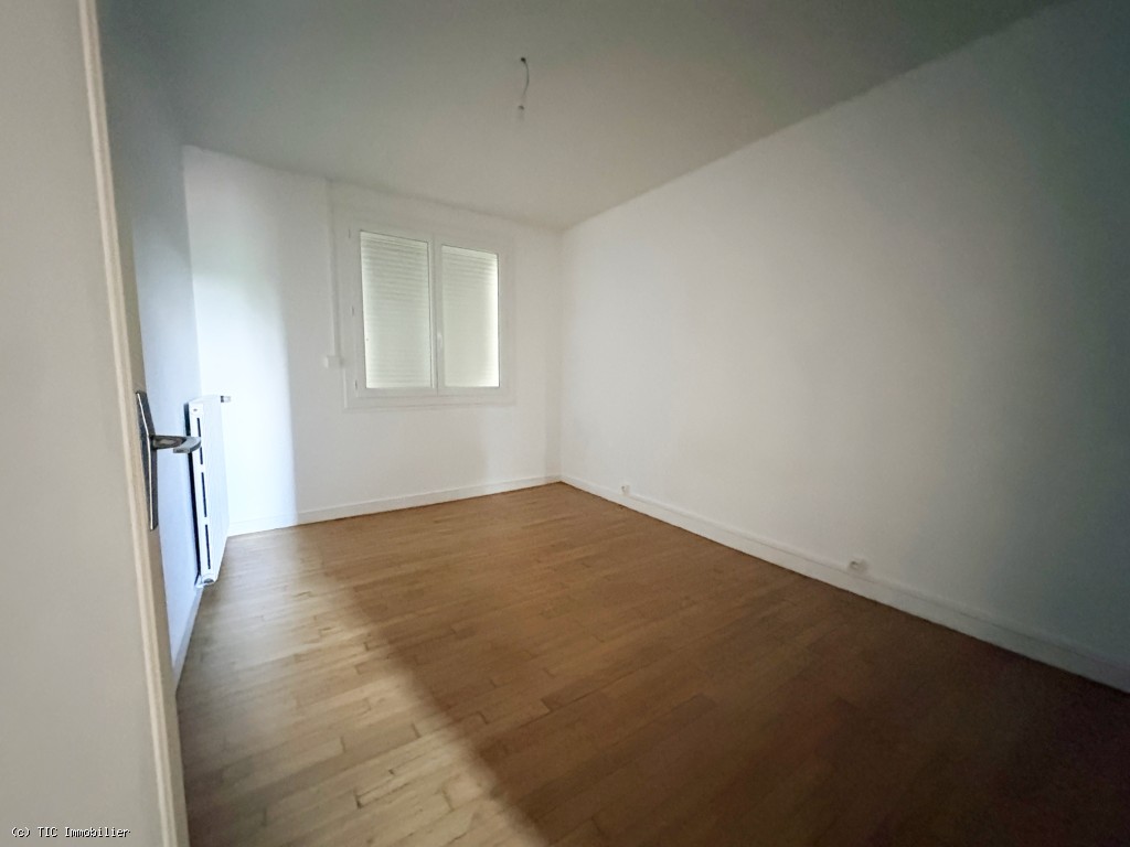 4 bedroom House in Aunac, France – r7472