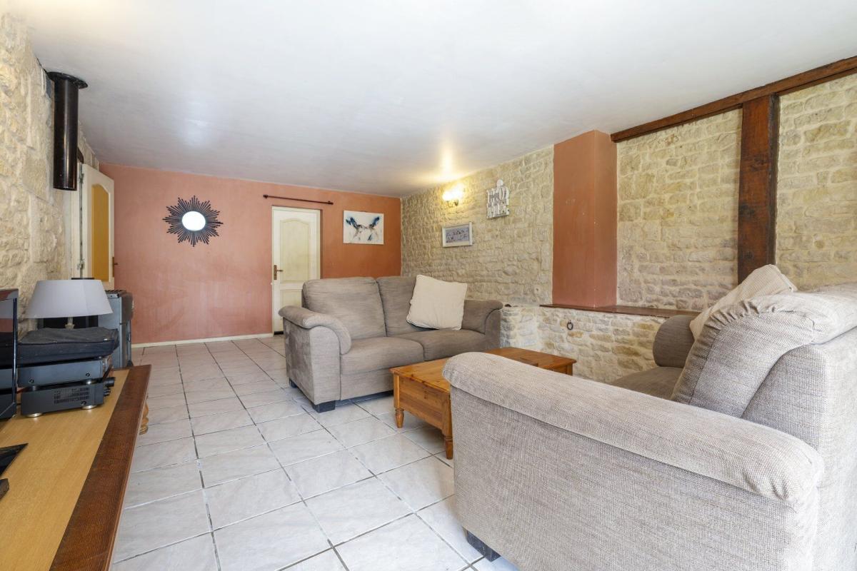 7 bedroom maison de village in Coivert, Charente-Maritime, France
