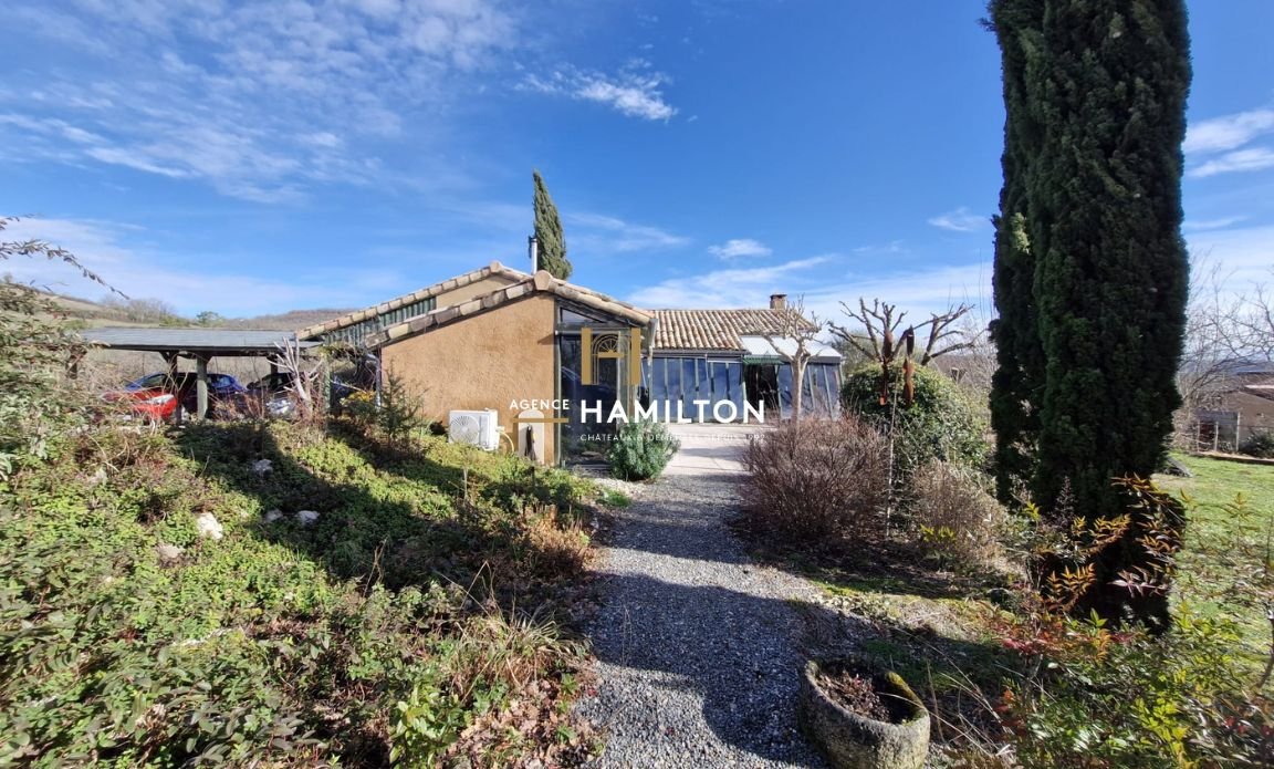 2 bedroom t5 in Cordes Sur Ciel, Tarn, France