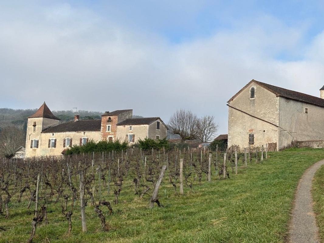 6 bedroom corps de ferme in Lamagdelaine, Lot, France